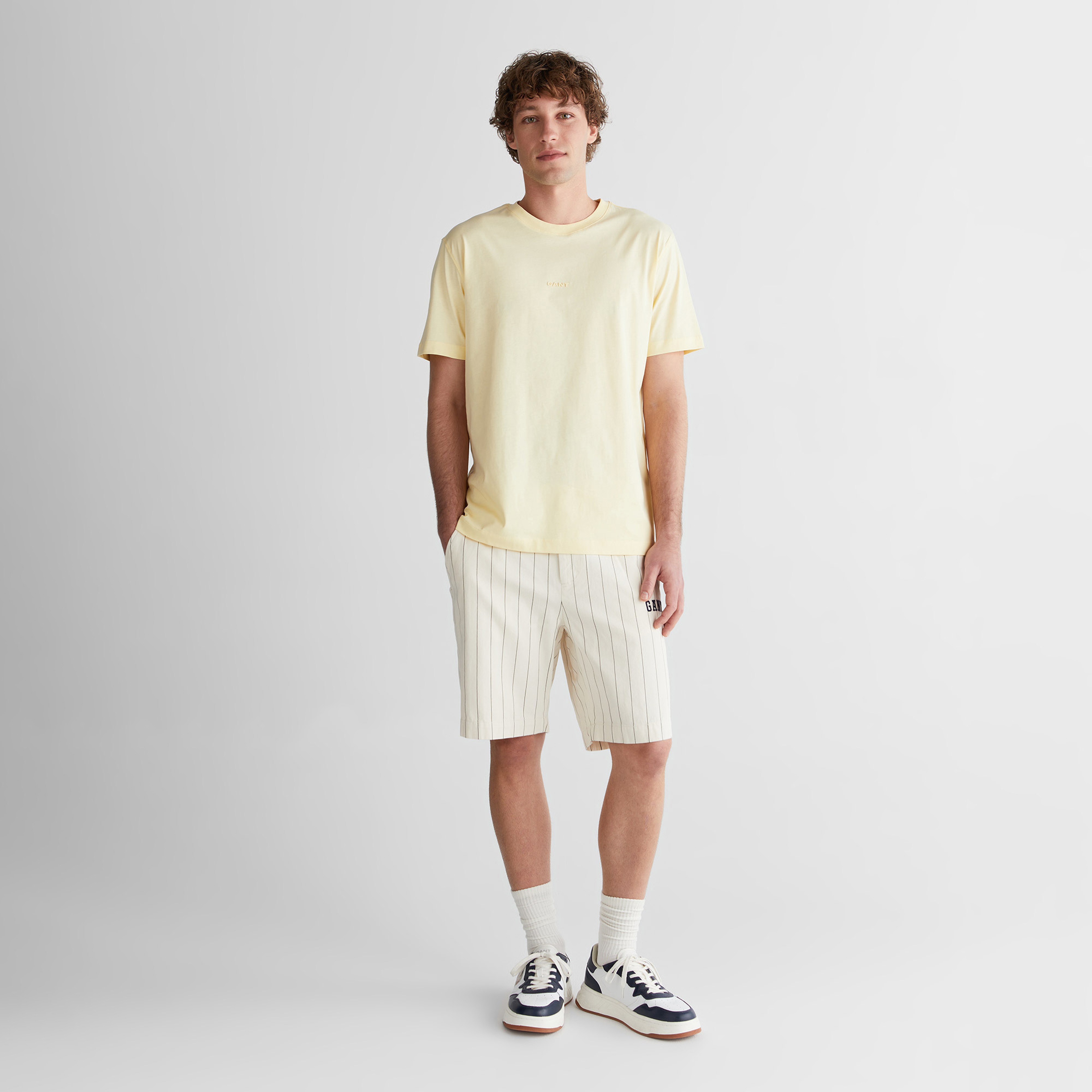 GANT Erkek Sarı Kısa Kollu T-Shirt