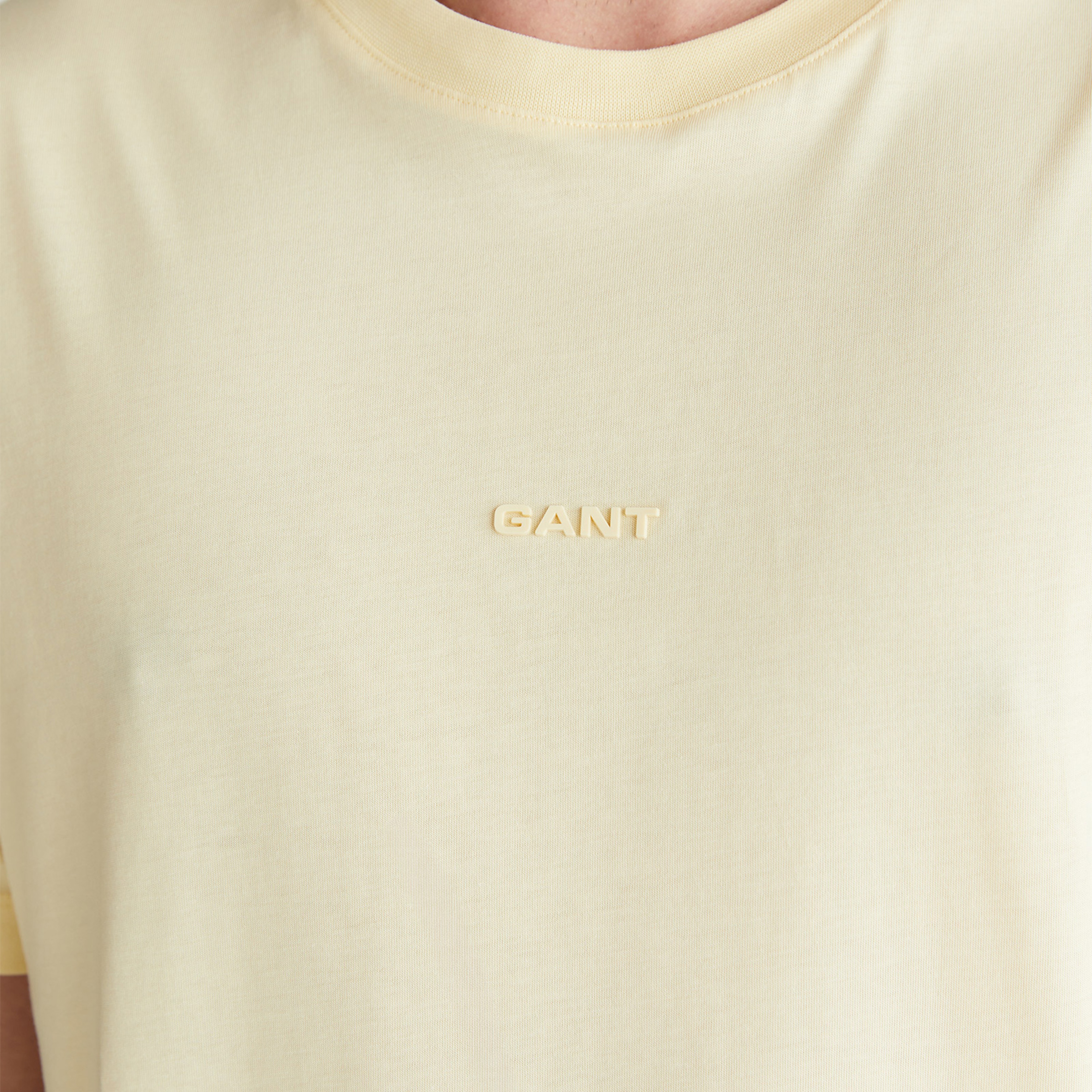 GANT Erkek Sarı Kısa Kollu T-Shirt