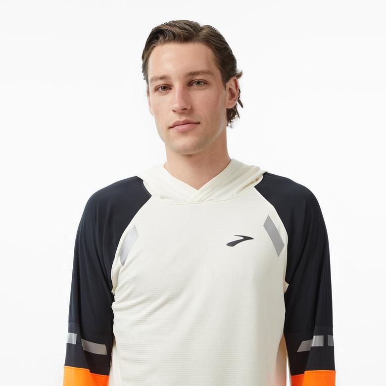 Brooks Run Visible Thermal 2.0 Erkek Beyaz Hoodie