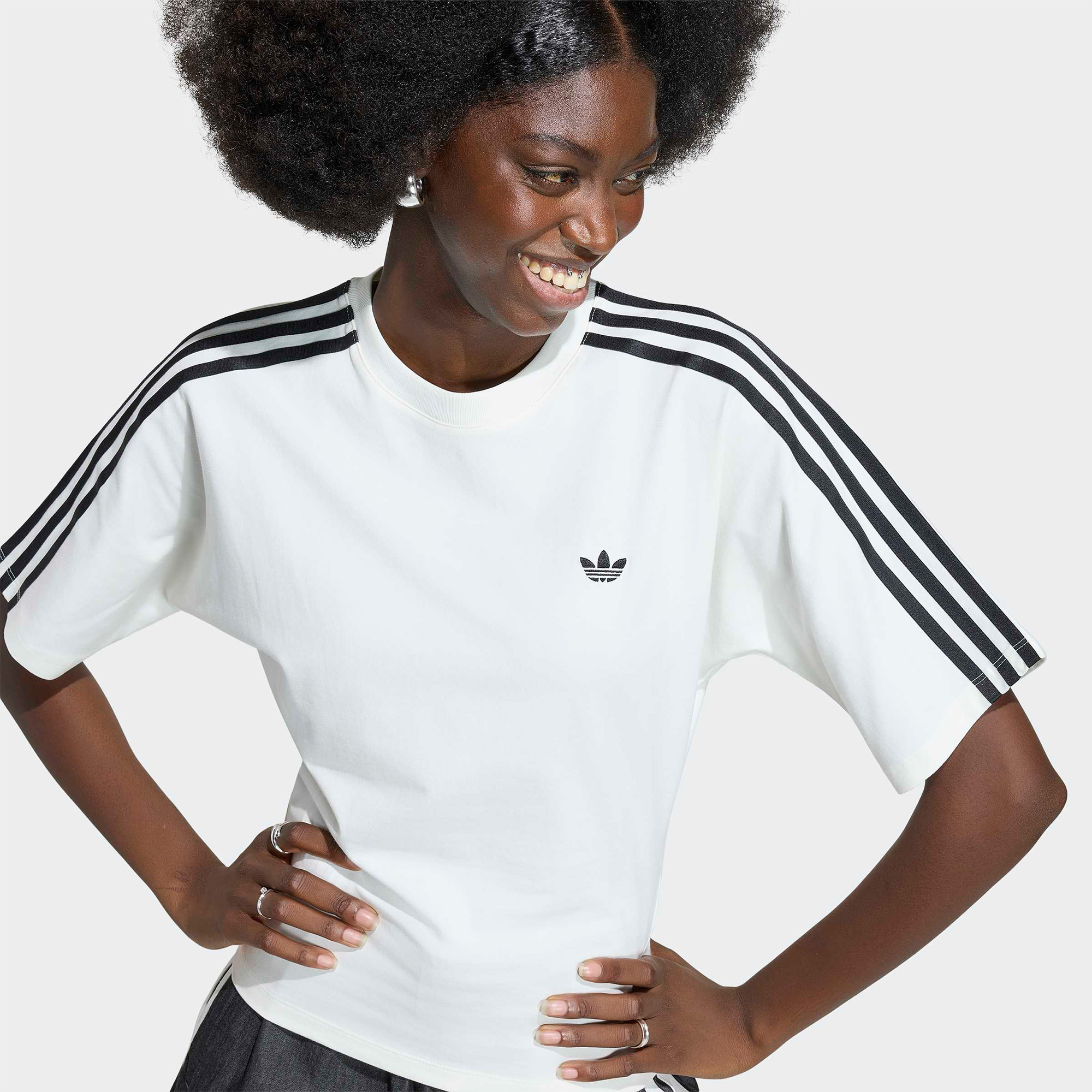 adidas Slim Kadın Beyaz T-Shirt