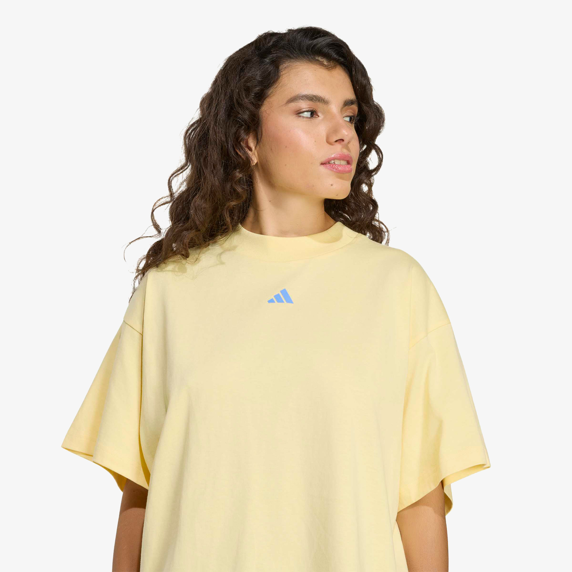 adidas 3 Bantlı Studio Boyfriend Kadın Sarı Antrenman T-Shirt