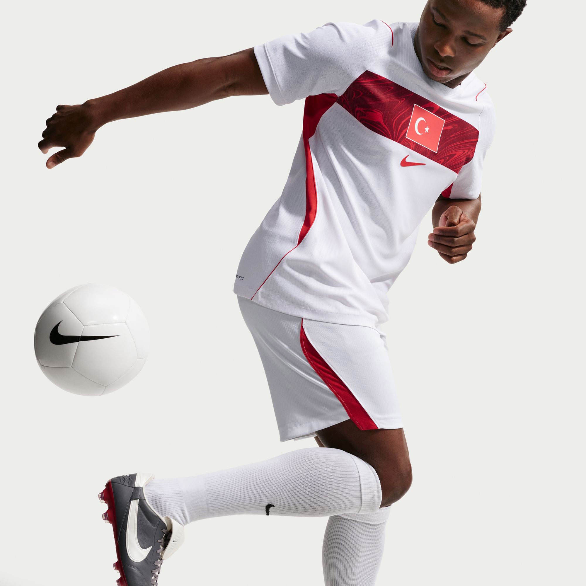 Nike Türkiye 2026 Erkek Beyaz Deplasman Maç Forması