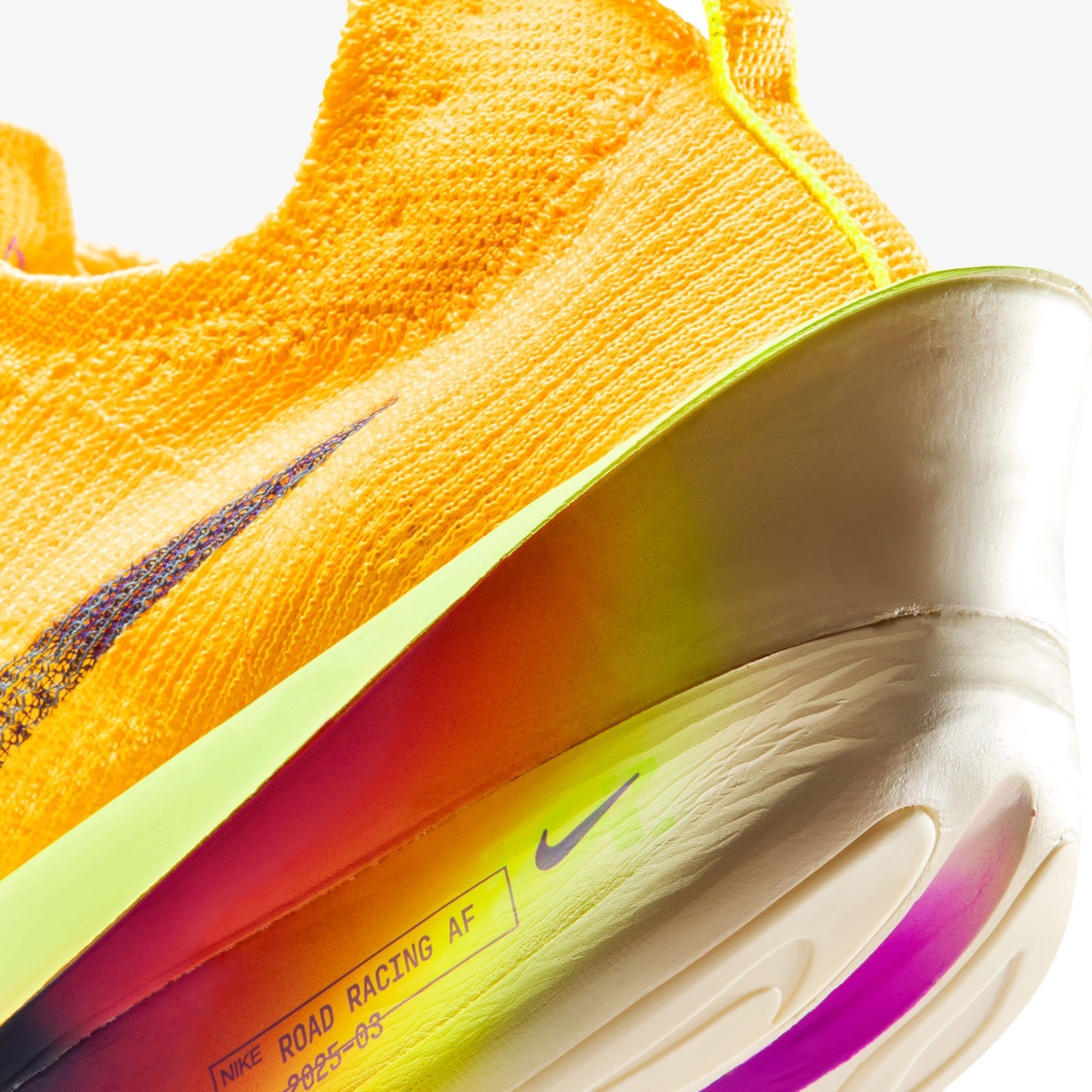 Nike Alphafly 3 Erkek Turuncu Koşu Ayakkabısı