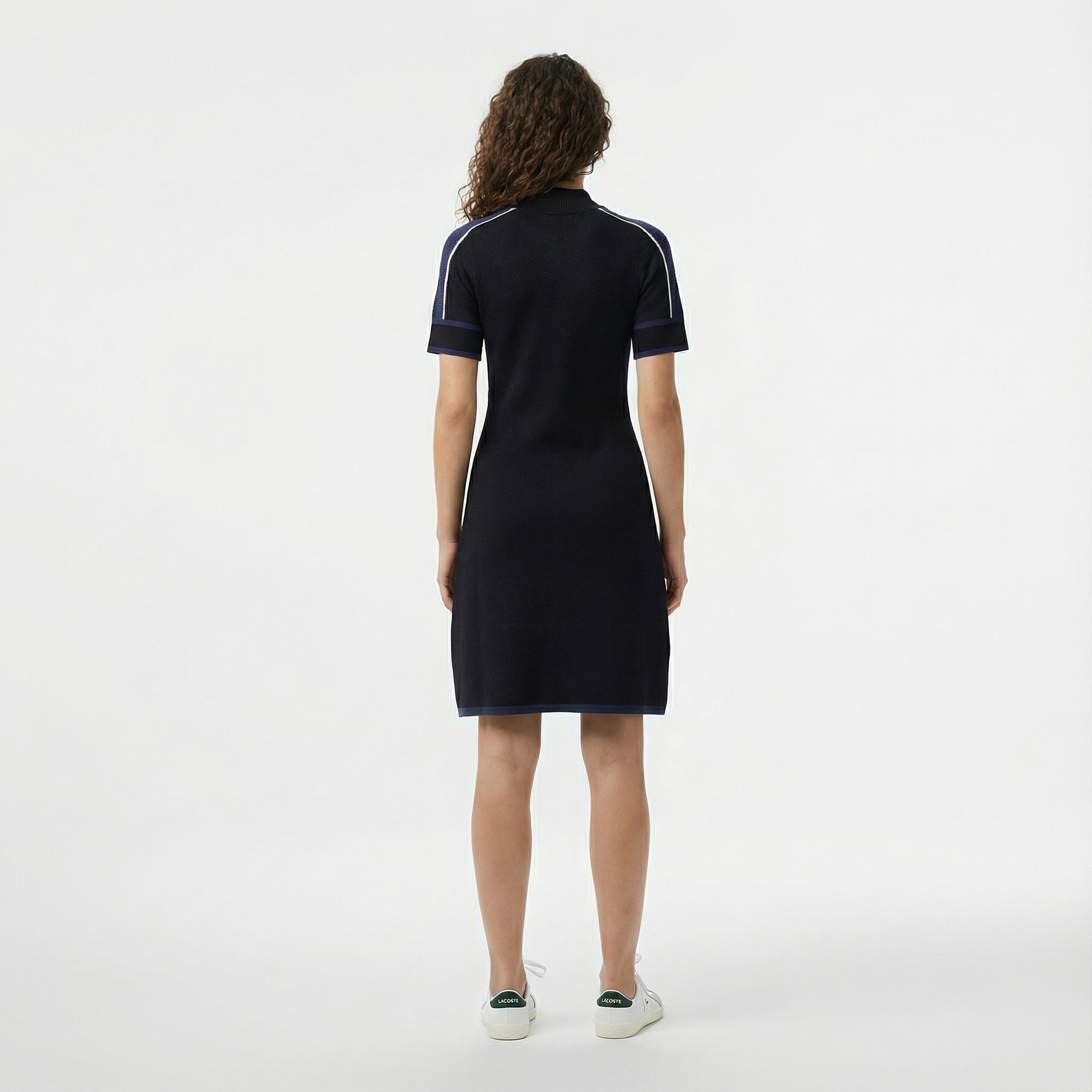 Kadın Classic Fit Kısa Kollu Yarım Fermuarlı Renk Bloklu Siyah Elbise