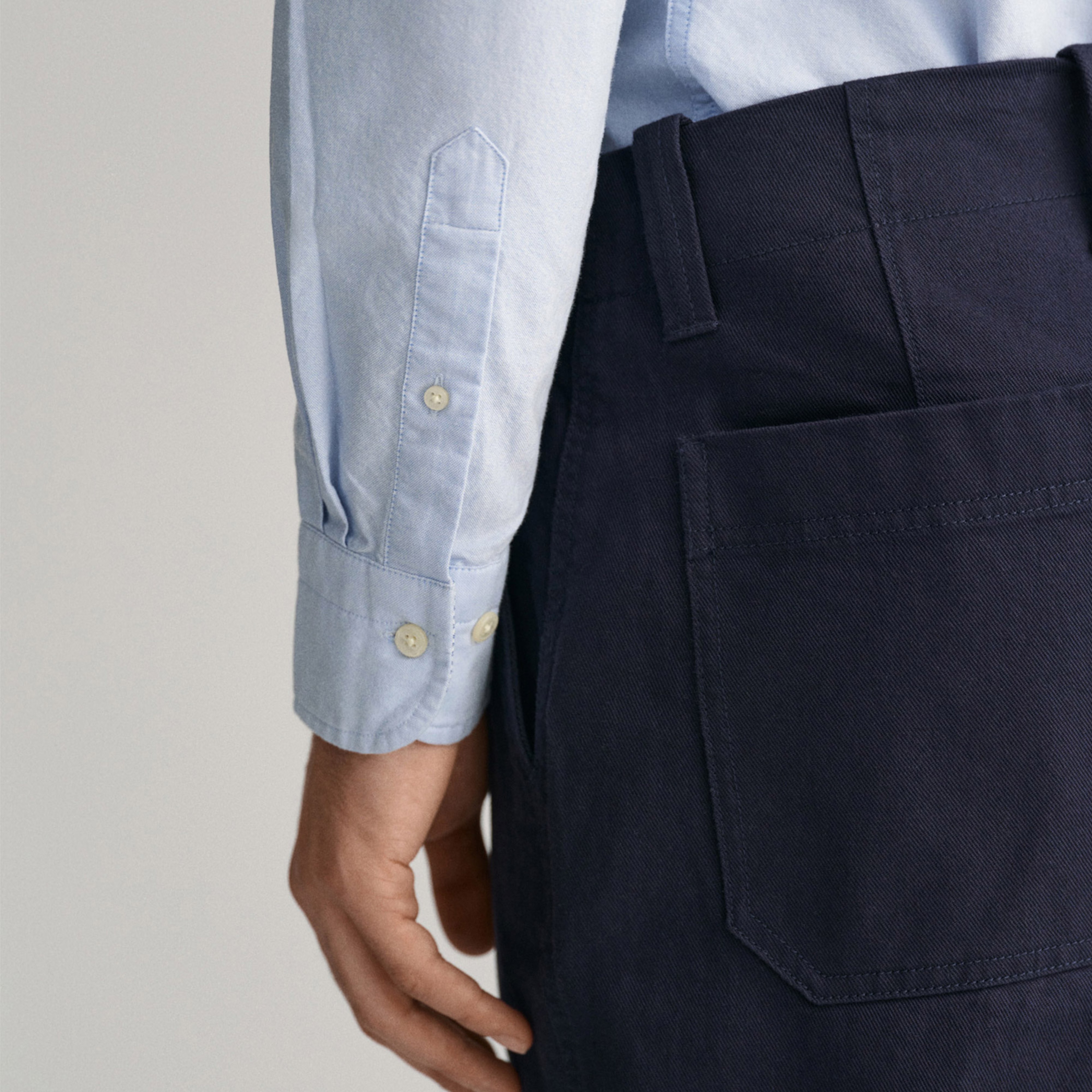 GANT Erkek Mavi Slim Fit Düğmeli Yaka Gömlek