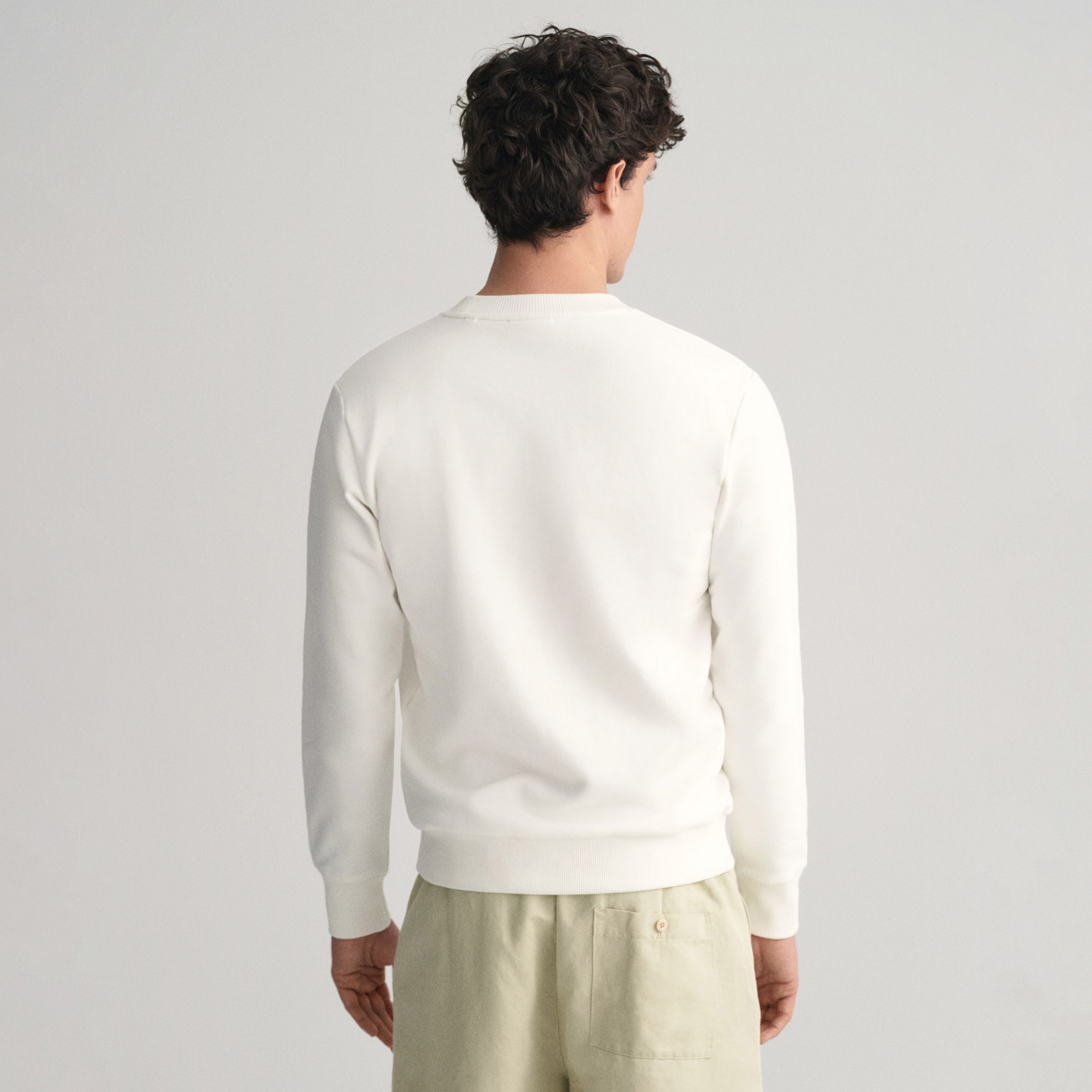 GANT Erkek Krem Regular Fit Bisiklet Yaka Logolu Sweatshirt