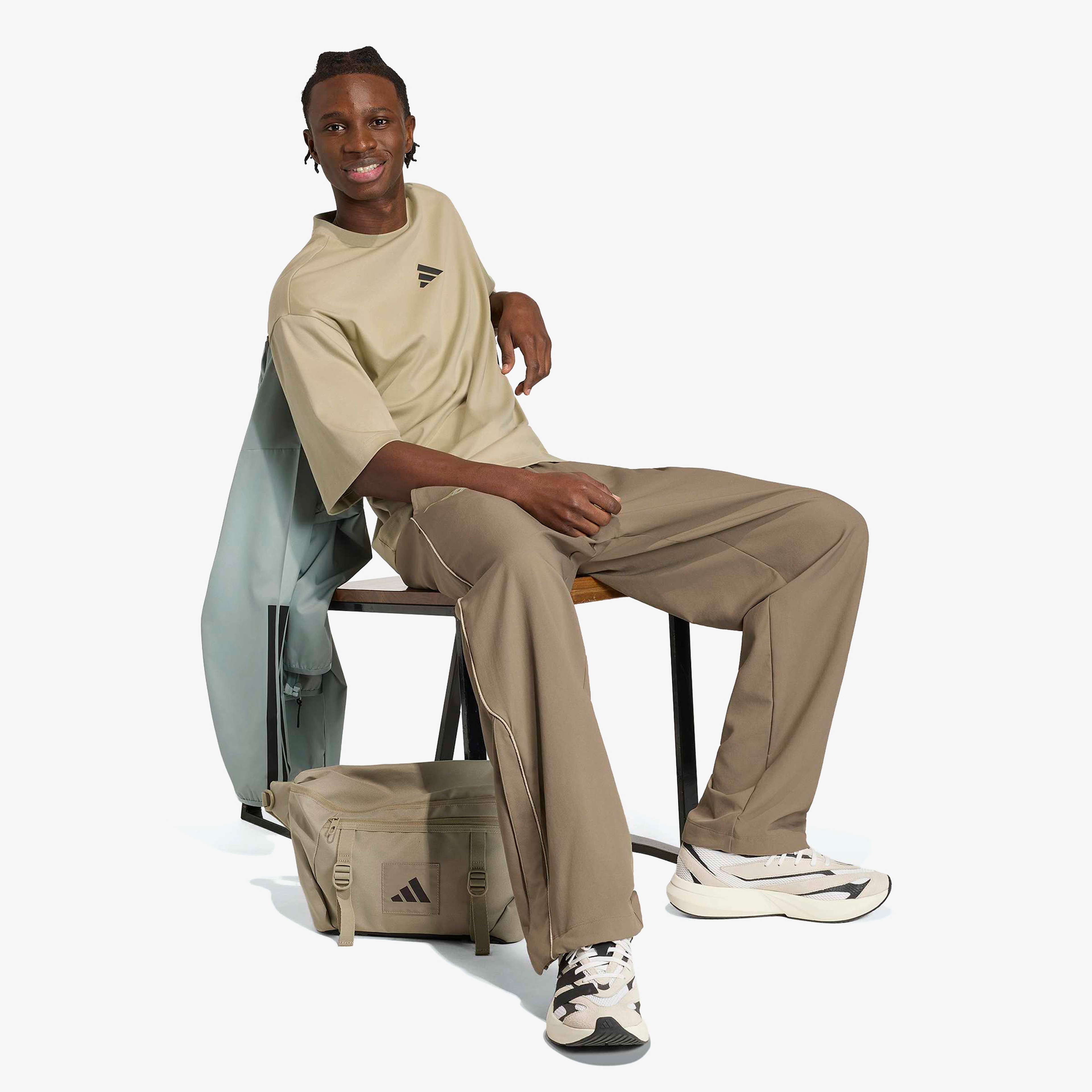 adidas City Tech Erkek Bej T-Shirt