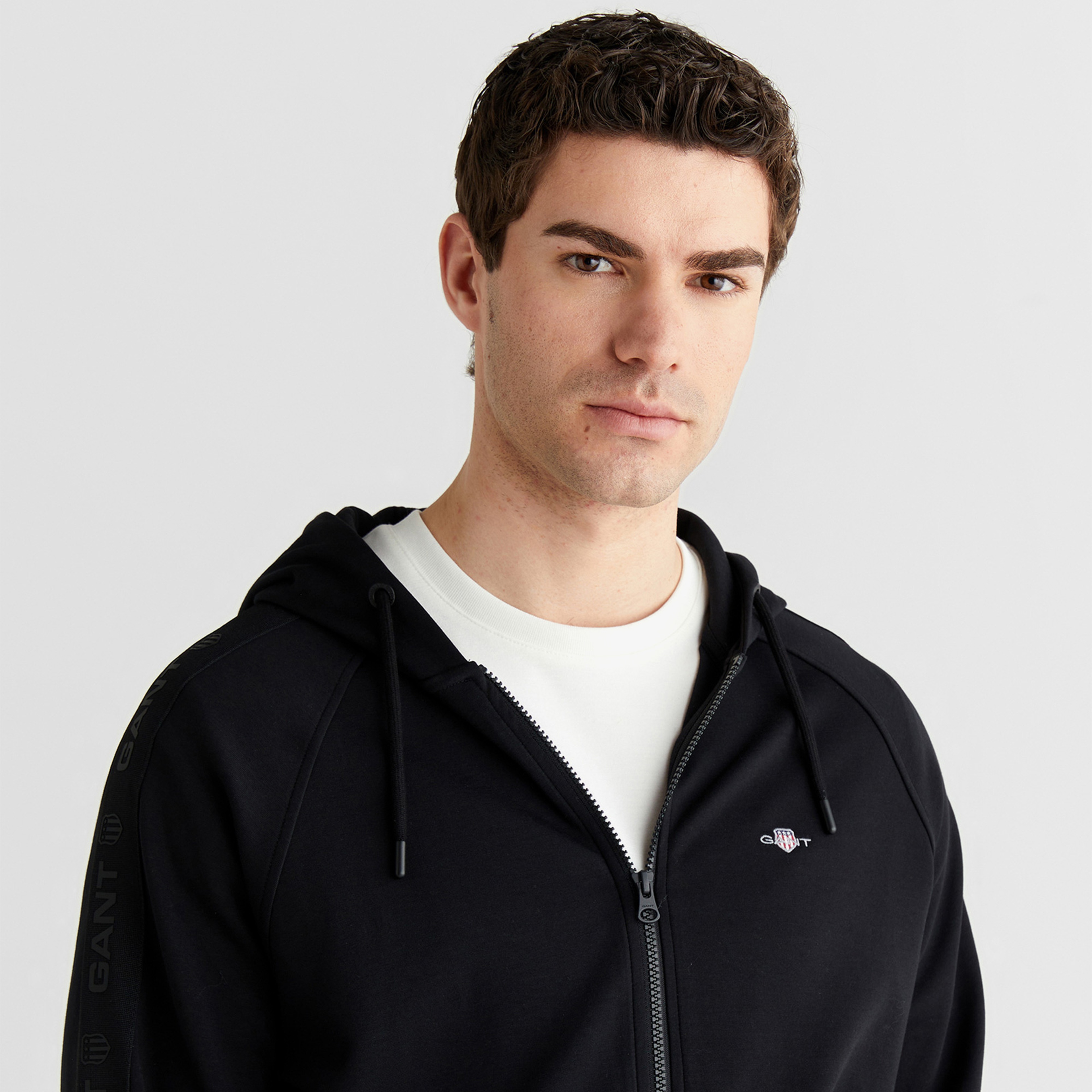GANT Erkek Siyah Fermuarlı Kapüşonlu Sweatshirt