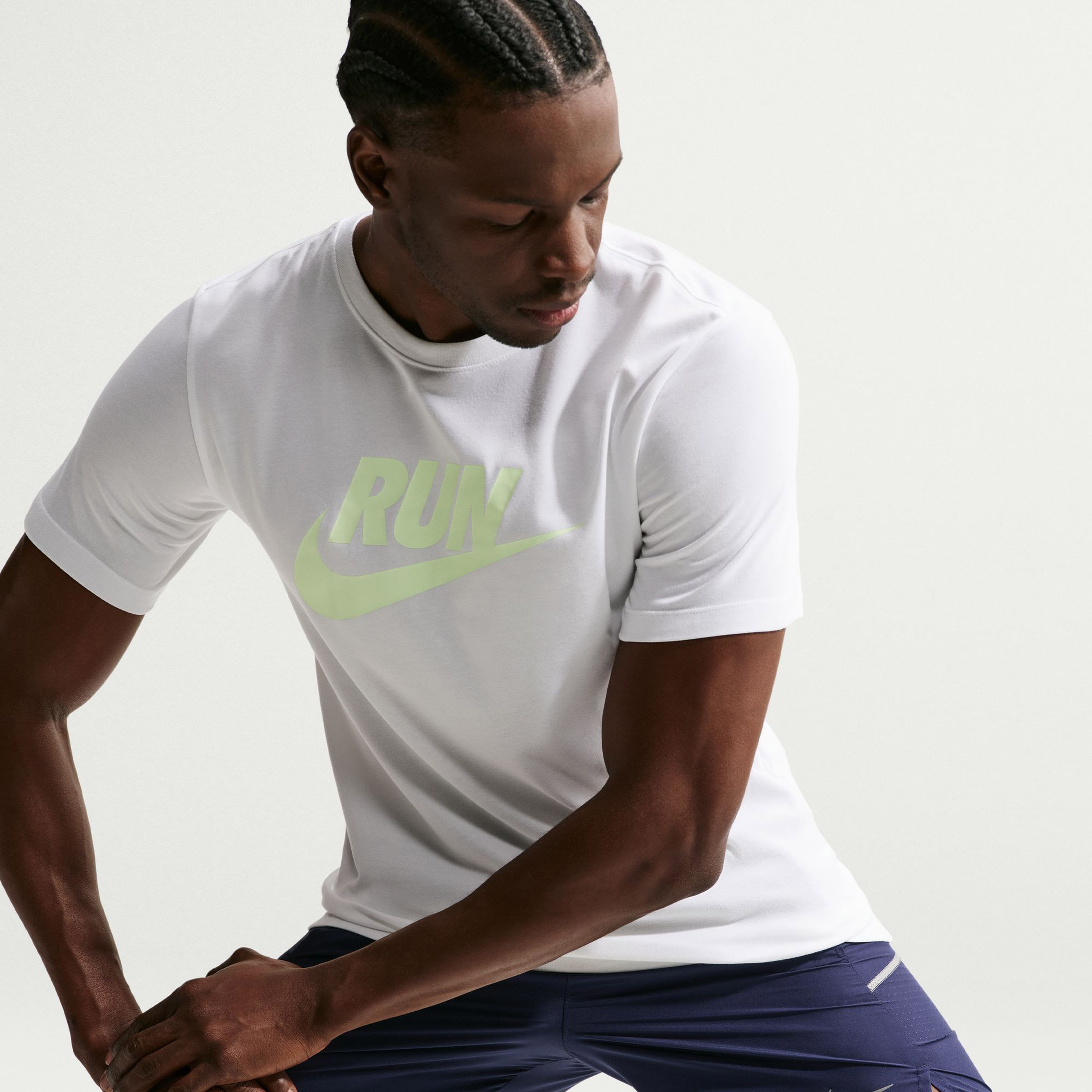 Nike Dri-FIT Miler Erkek Lacivert Koşu Şort