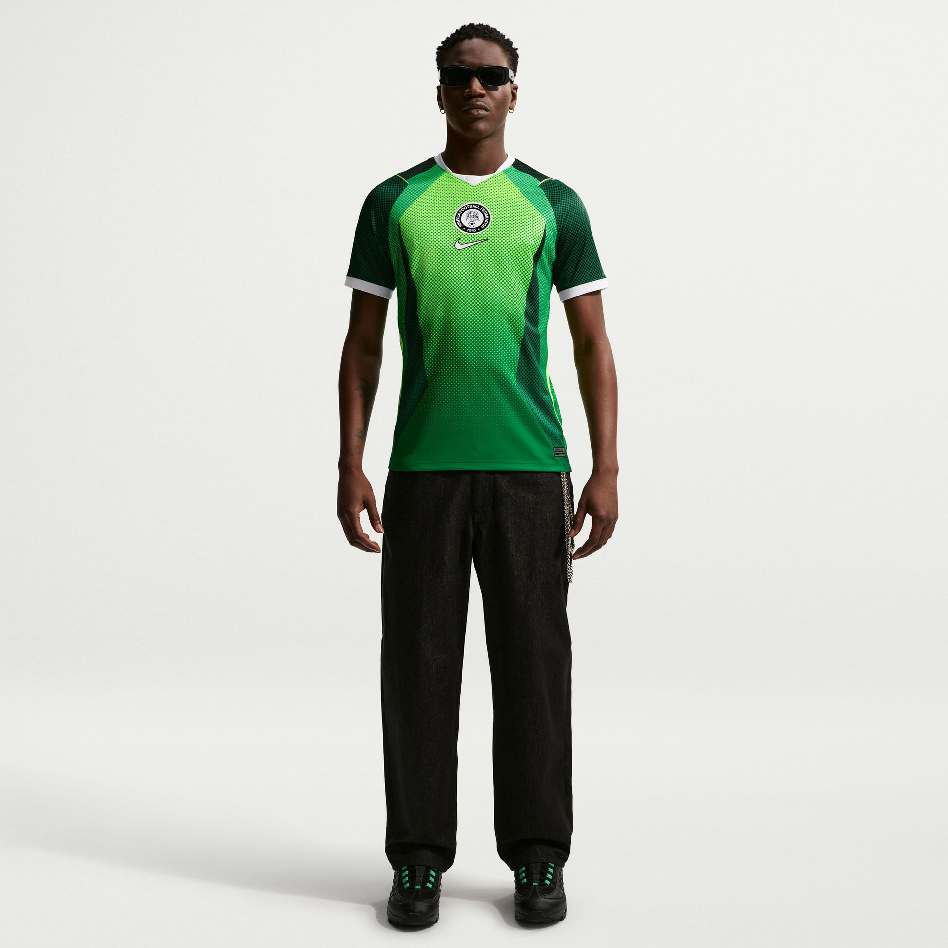 Nike Dri-FIT Nigeria 2026 Stadium Home Erkek Yeşil Futbol Forma