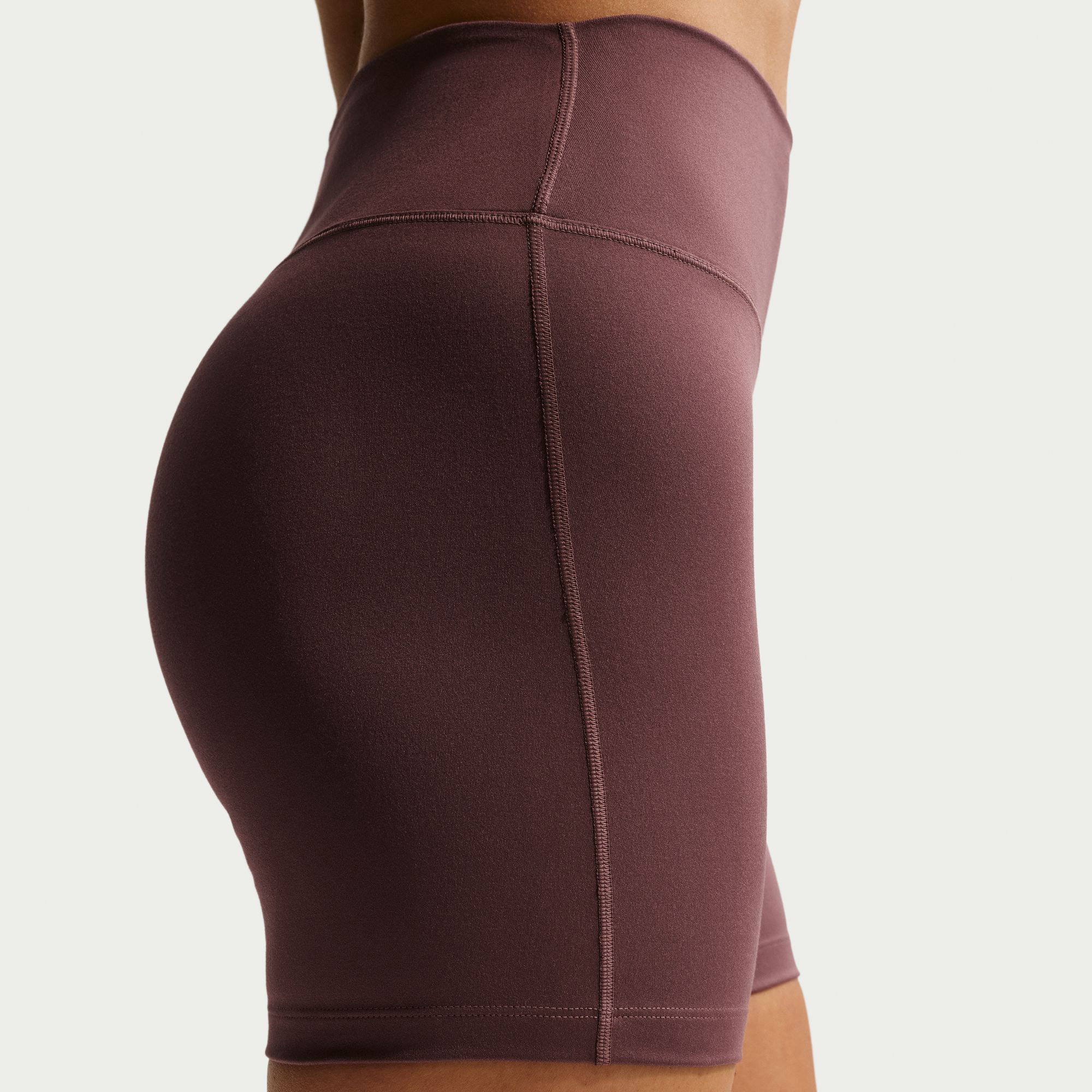 Nike Dri-FIT One Kadın Mor Antrenman Şort