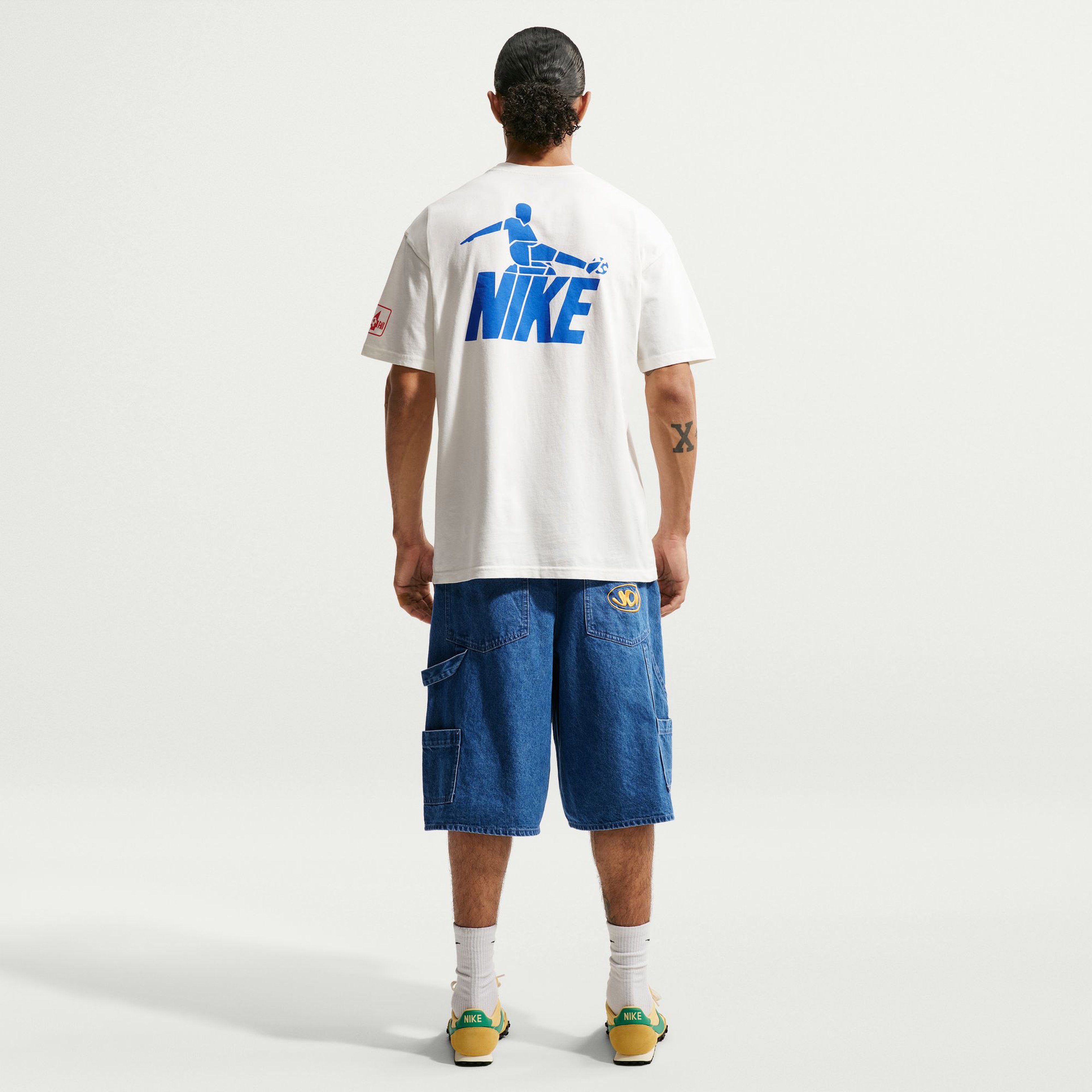 Nike Sportswear Erkek Krem T-Shirt