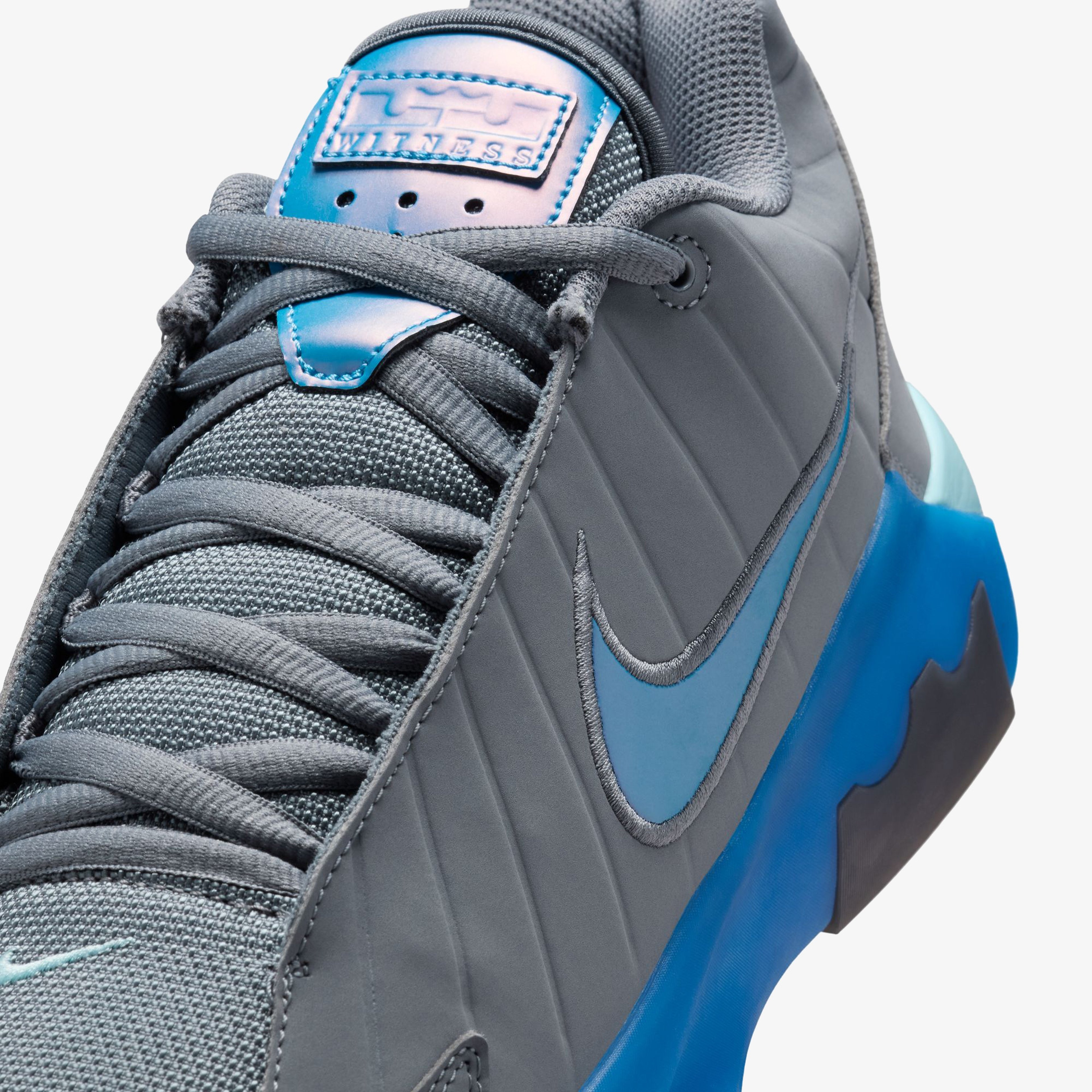 Nike LeBron Witness 9 Erkek Gri Basketbol Ayakkabısı