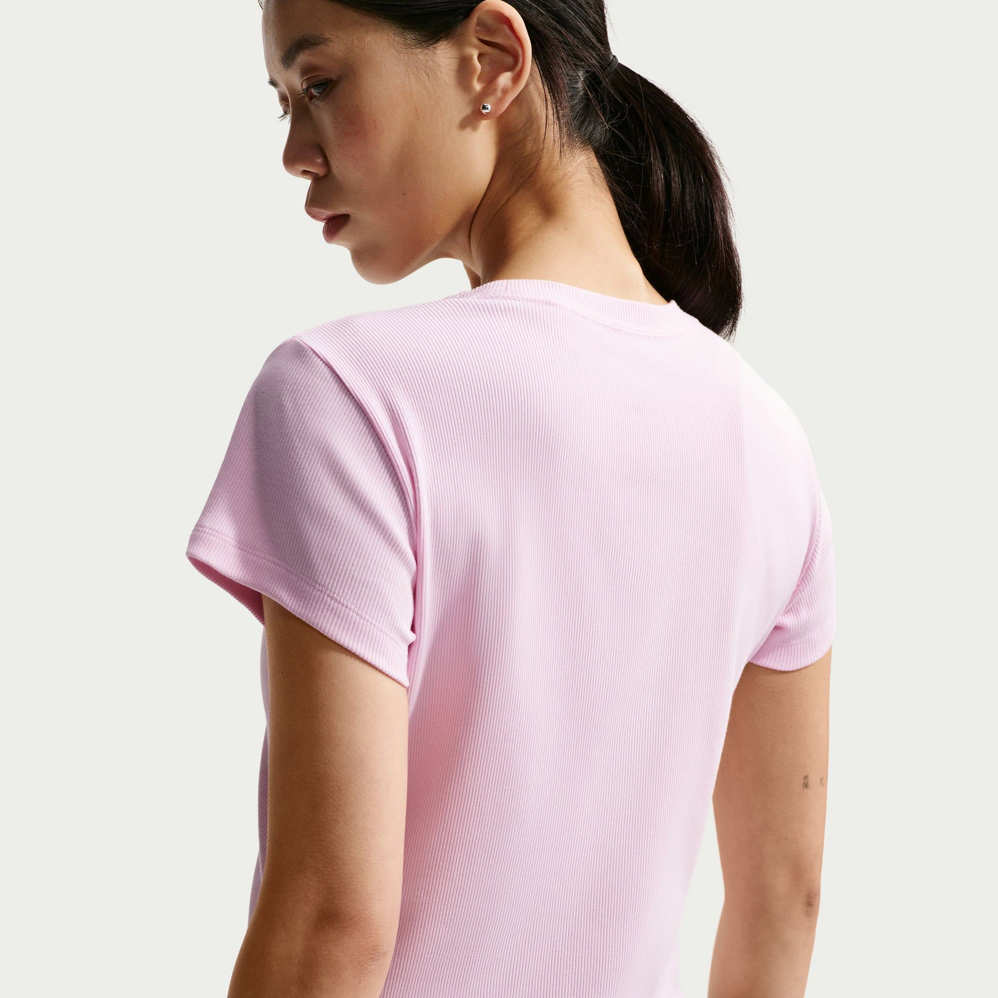 Nike Sportswear Kadın Pembe T-Shirt