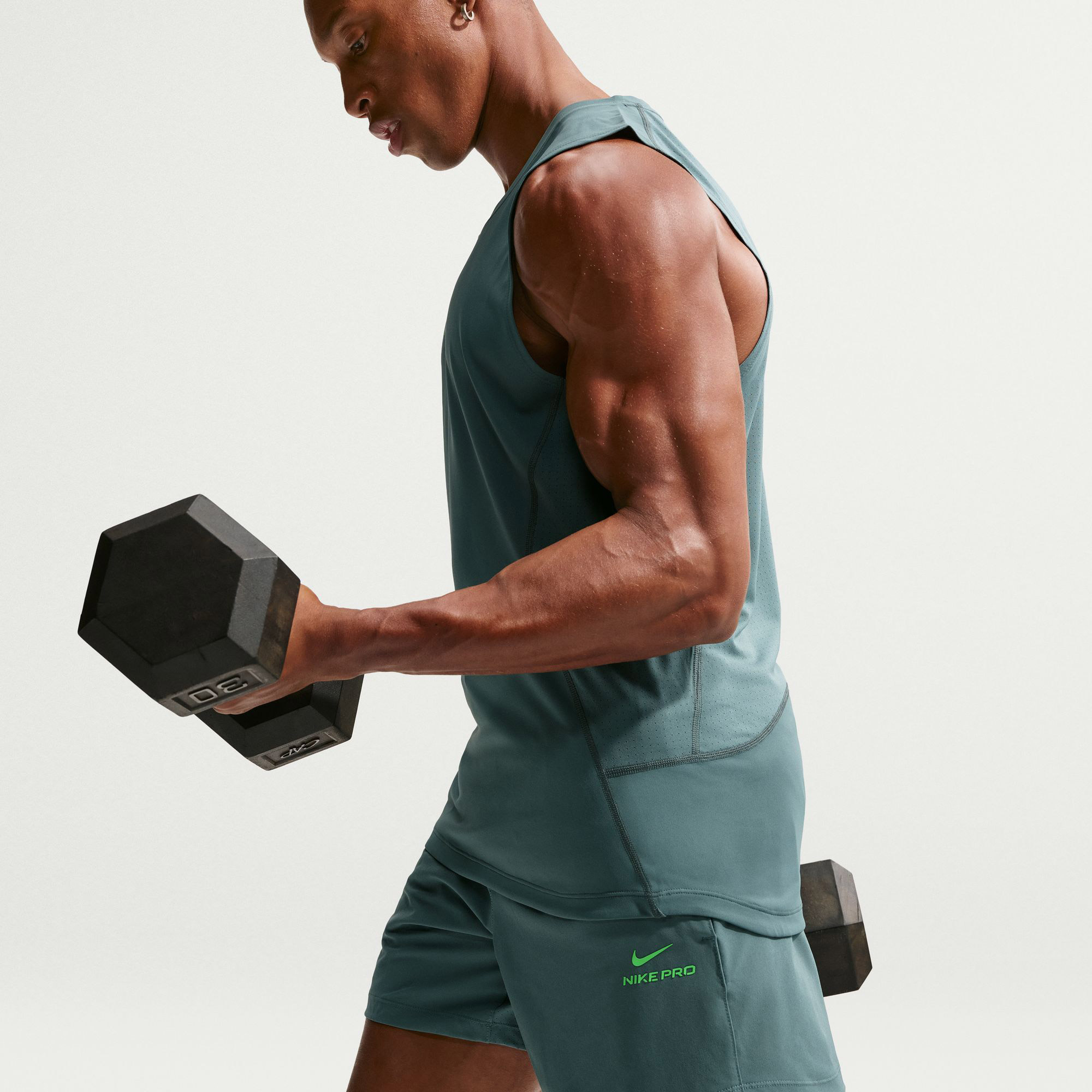 Nike Dri-FIT Pro Training Erkek Yeşil Antrenman Şort