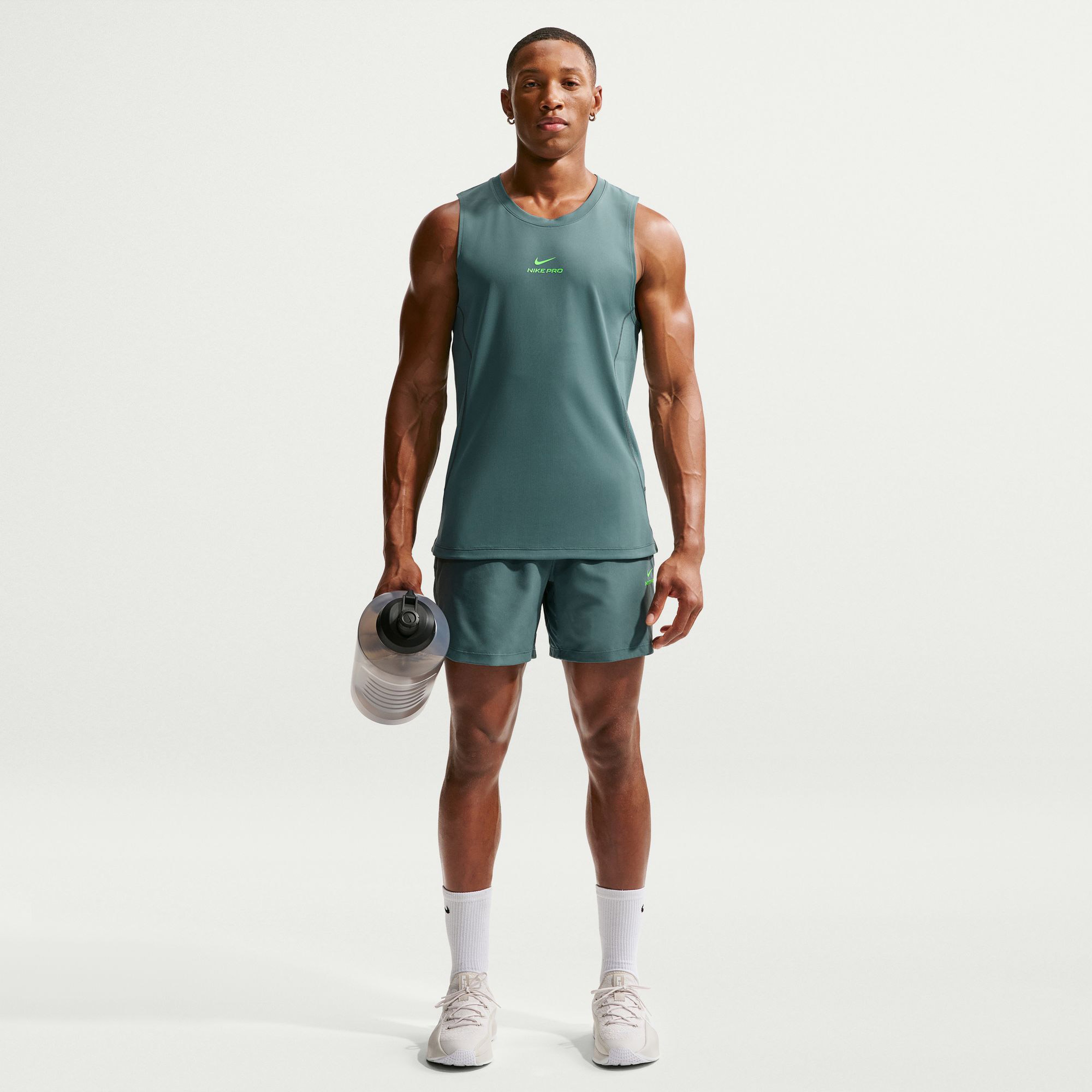 Nike Dri-FIT Pro Training Erkek Yeşil Antrenman Şort