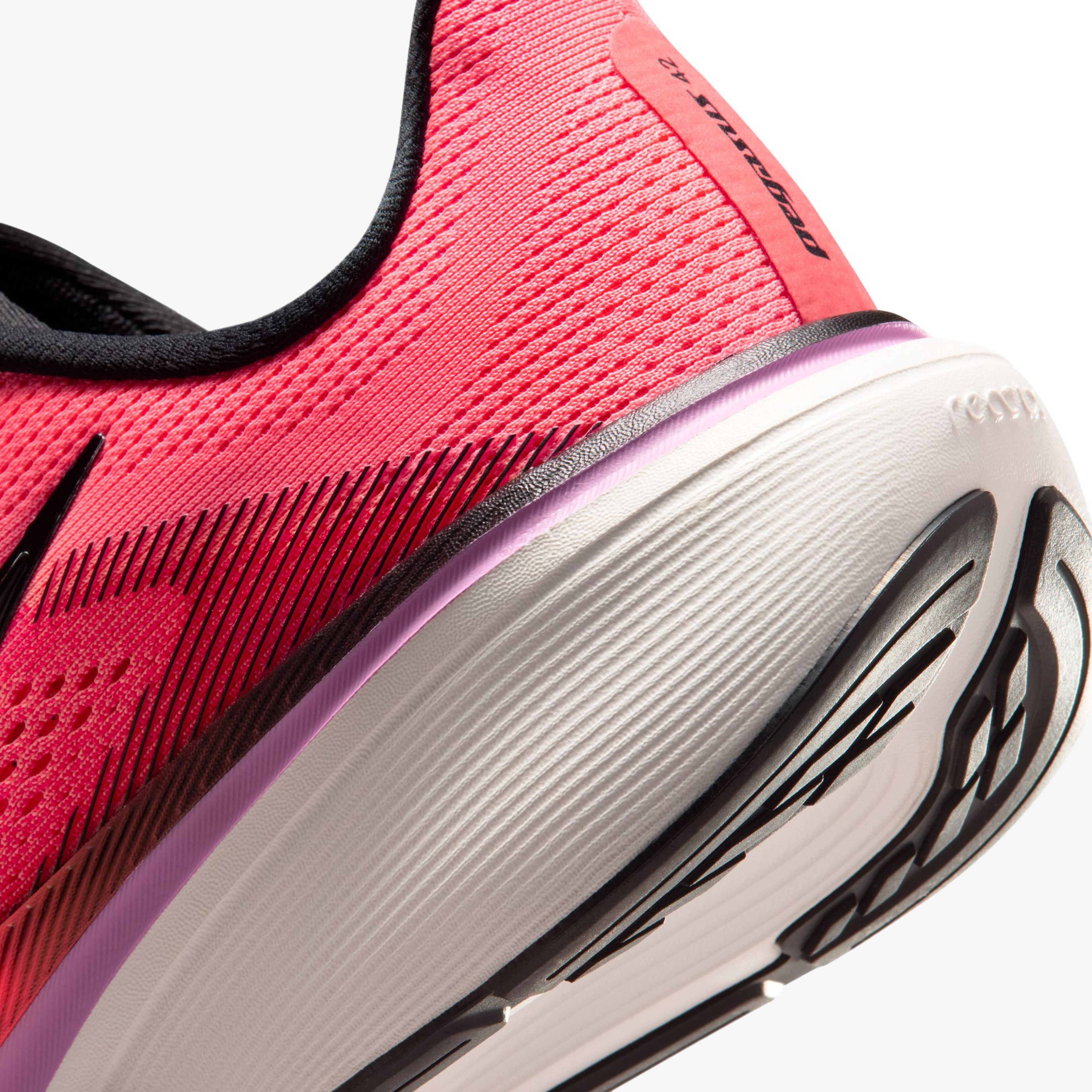 Nike Air Zoom Pegasus 42 Kadın Turuncu Koşu Ayakkabısı