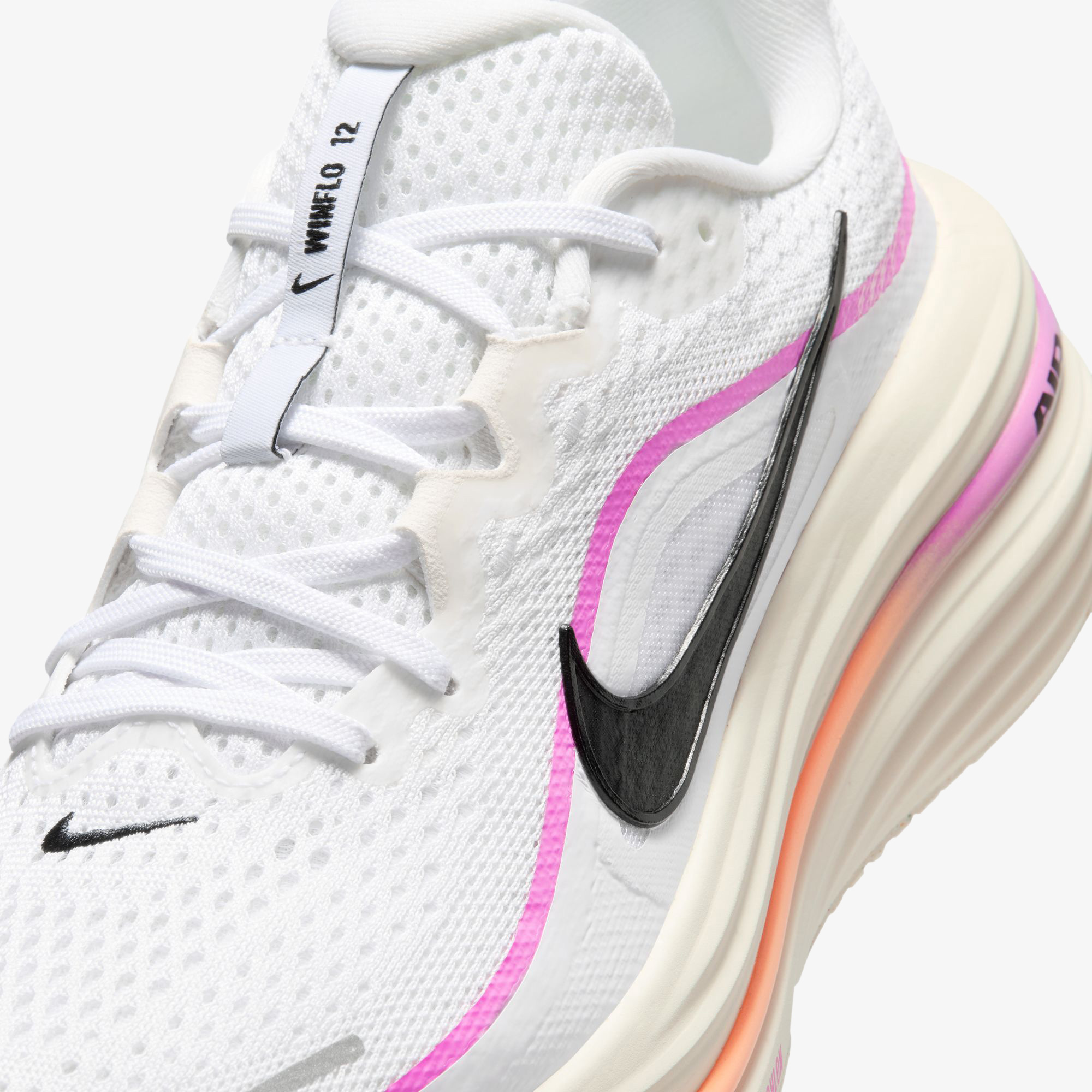 Nike Air Winflo 12 Kadın Beyaz Koşu Ayakkabısı