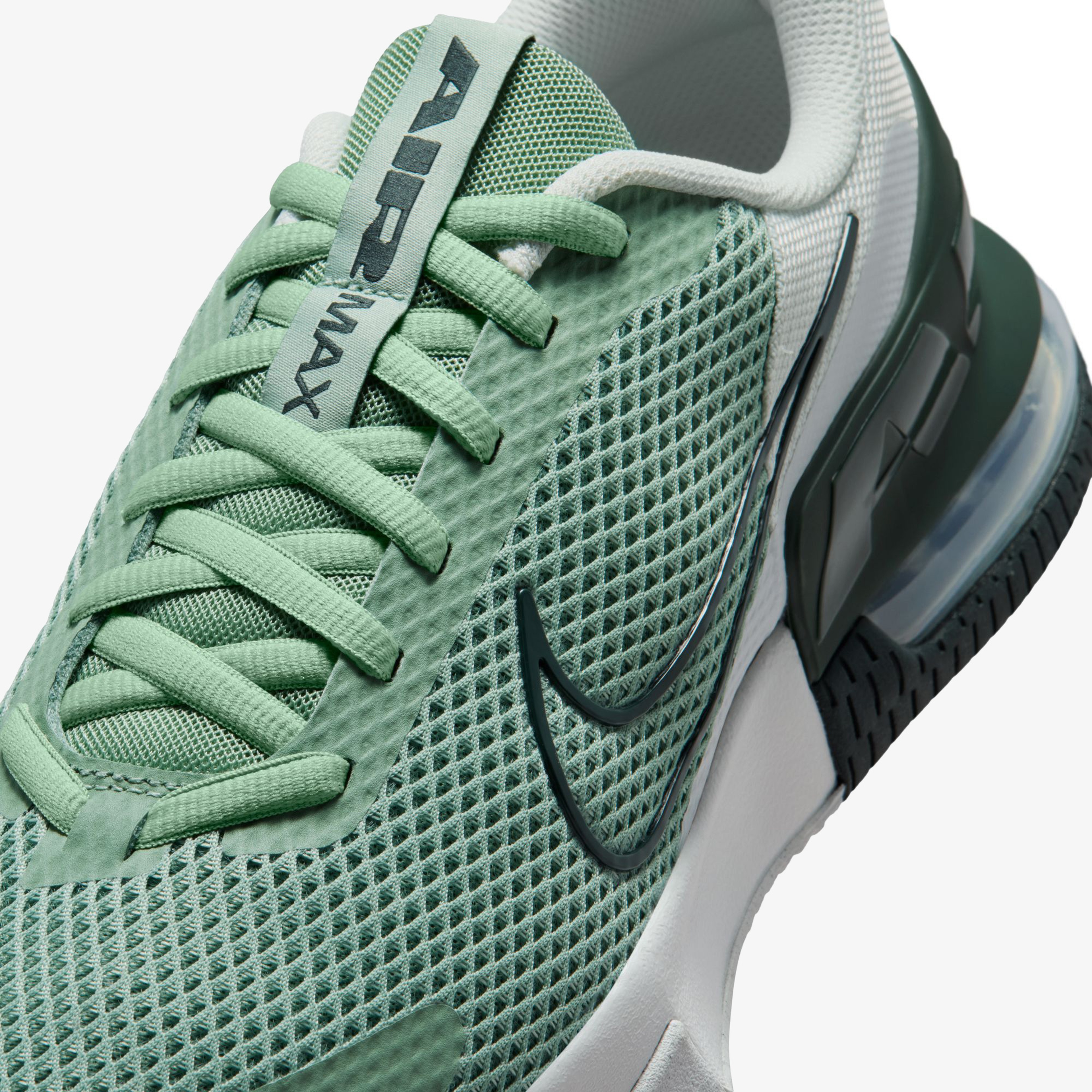 Nike Air Max Alpha Trainer 6 Erkek Beyaz Antrenman Ayakkabısı
