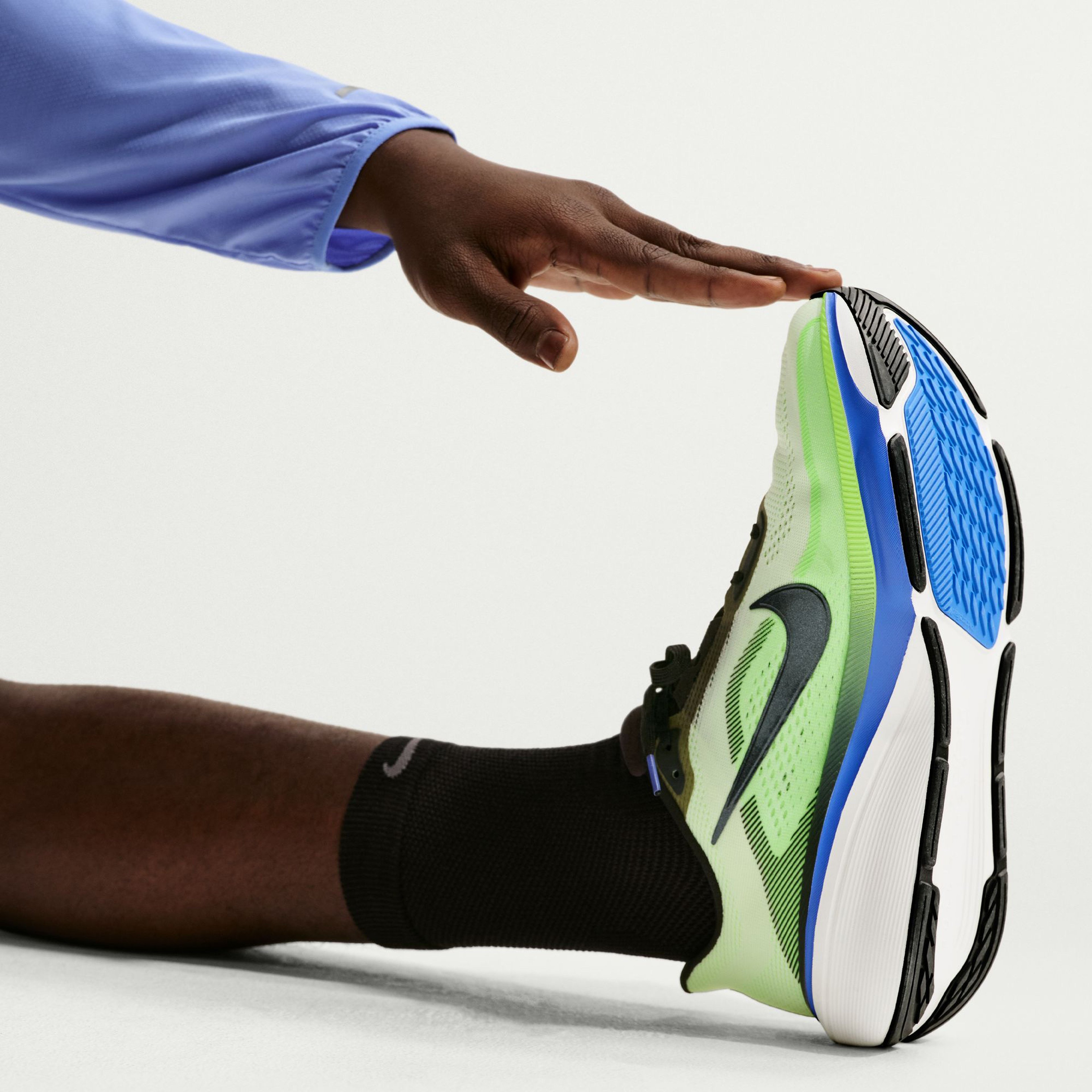 Nike Air Zoom Pegasus 42 Erkek Sarı Koşu Ayakkabısı