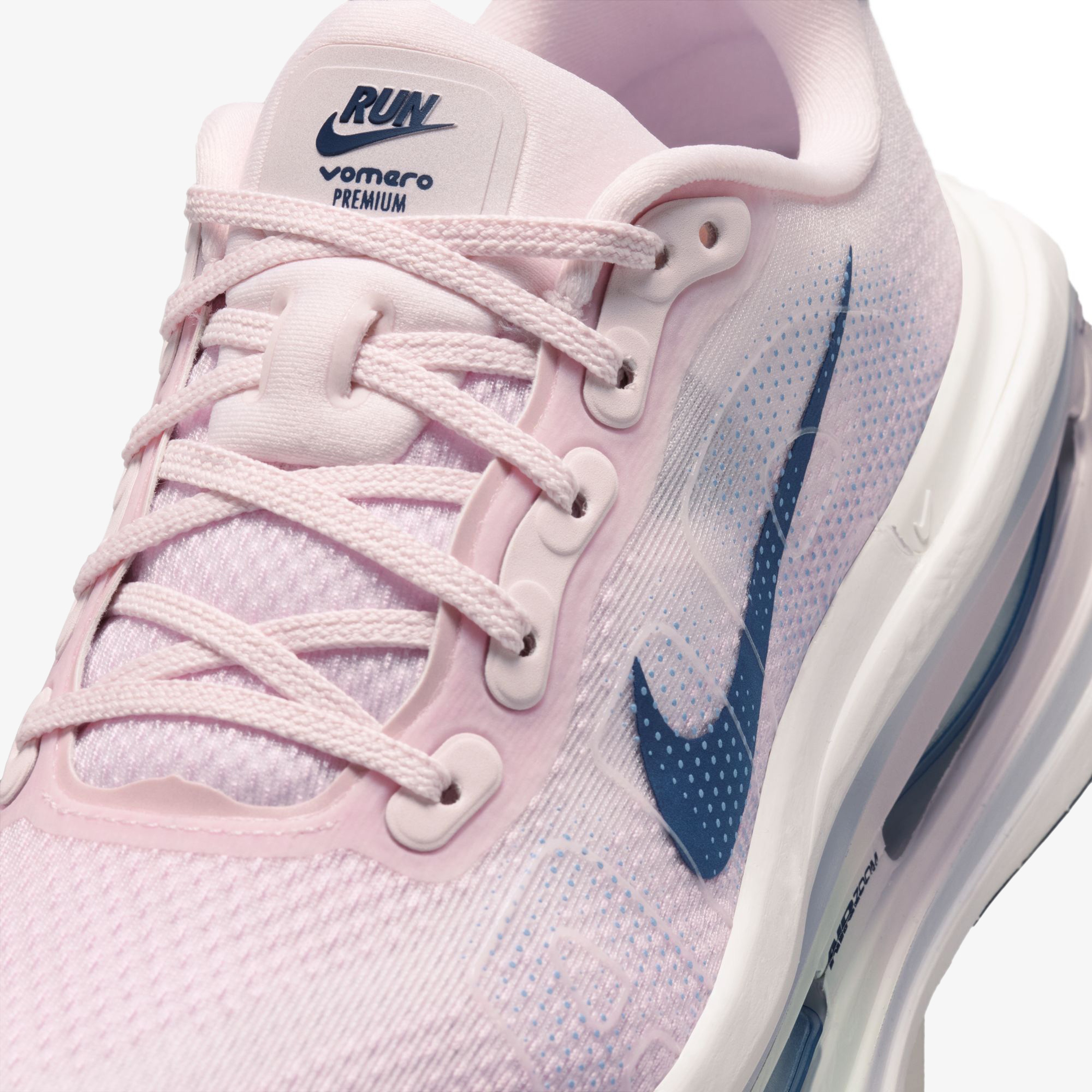 Nike Vomero Premium Kadın Pembe Koşu Ayakkabısı