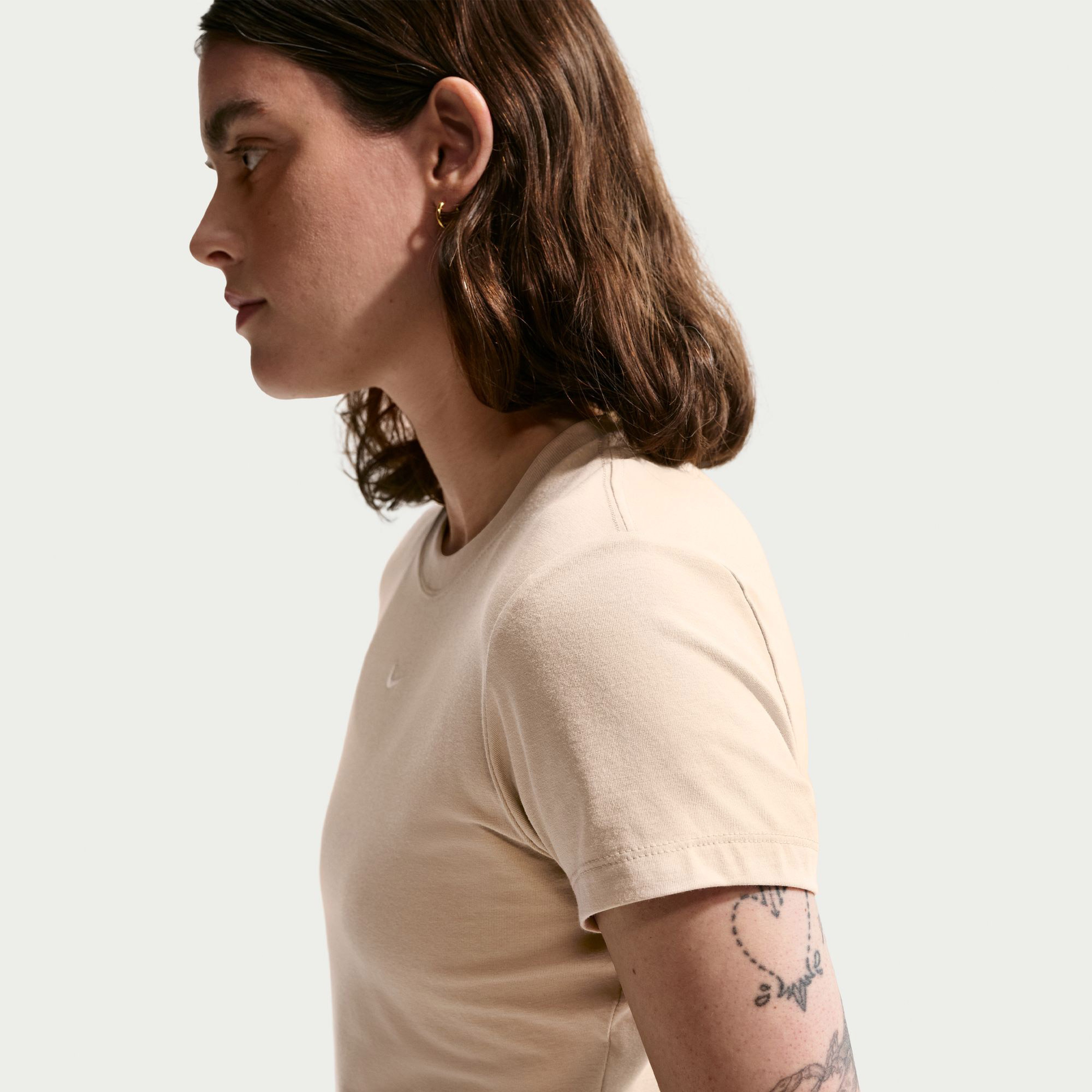 Nike Sportswear Chill Knit Kadın Kahverengi T-Shirt