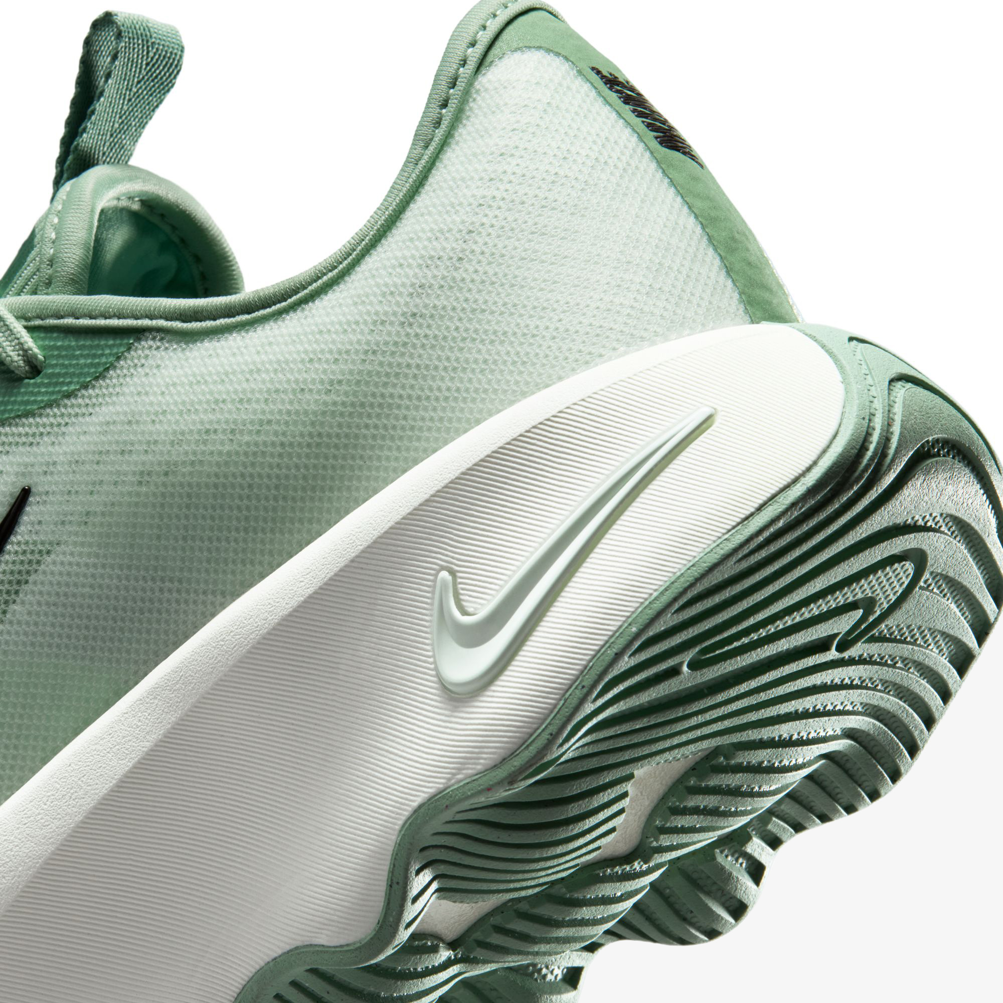 Nike Motiva 2 Kadın Yeşil Antrenman Ayakkabısı