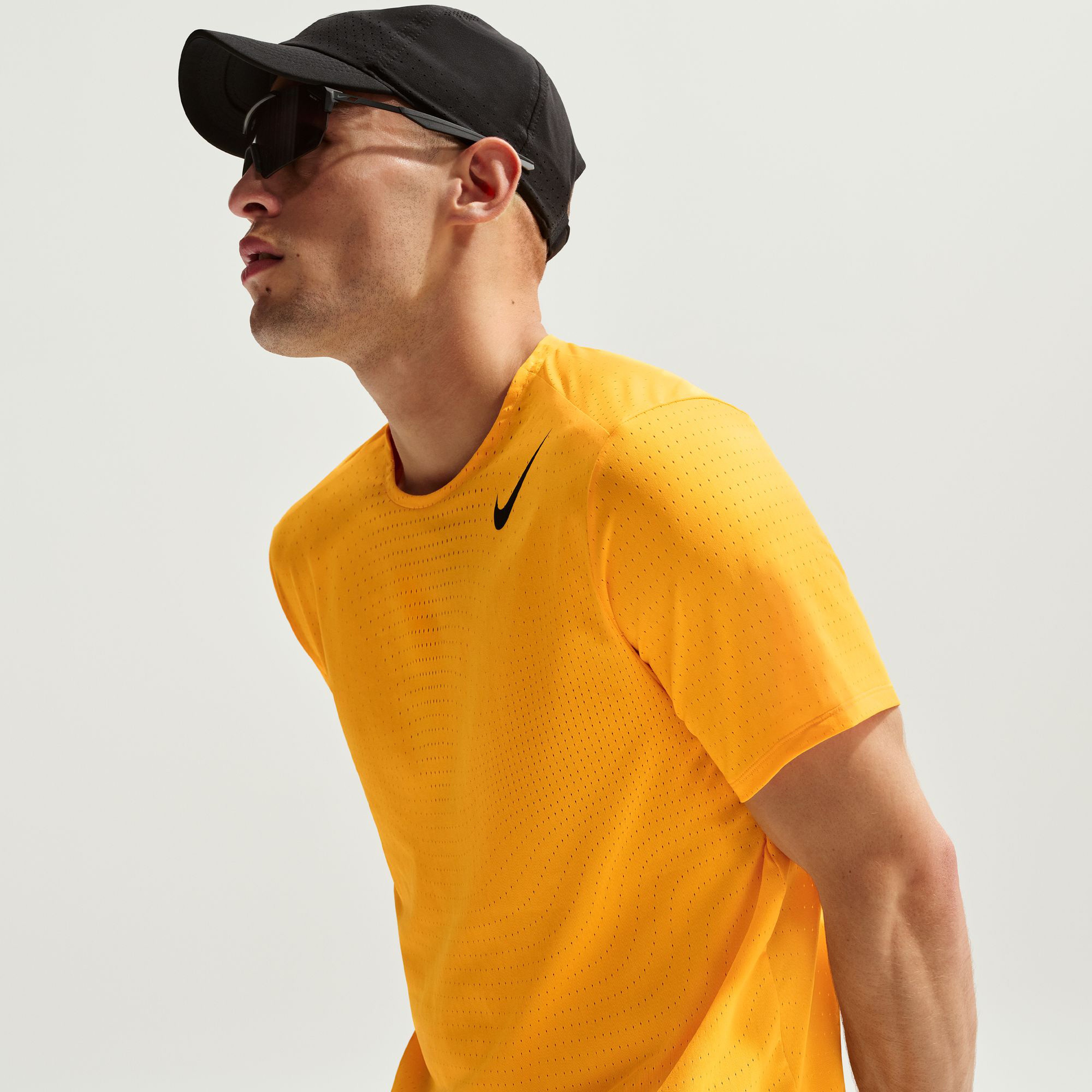 Nike AeroSwift Erkek Turuncu Koşu T-Shirt