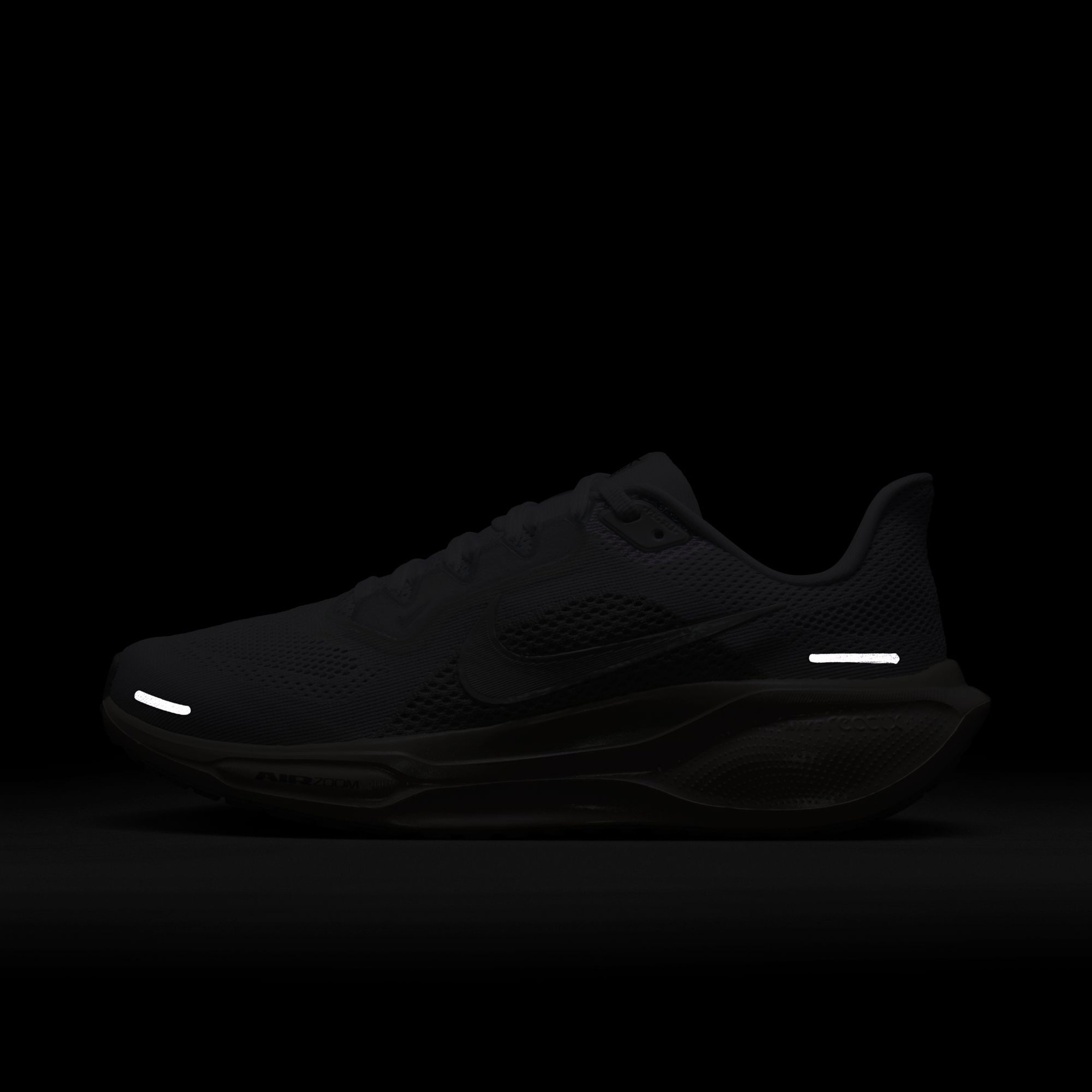 Nike Pegasus 41 Kadın Beyaz Koşu Ayakkabısı