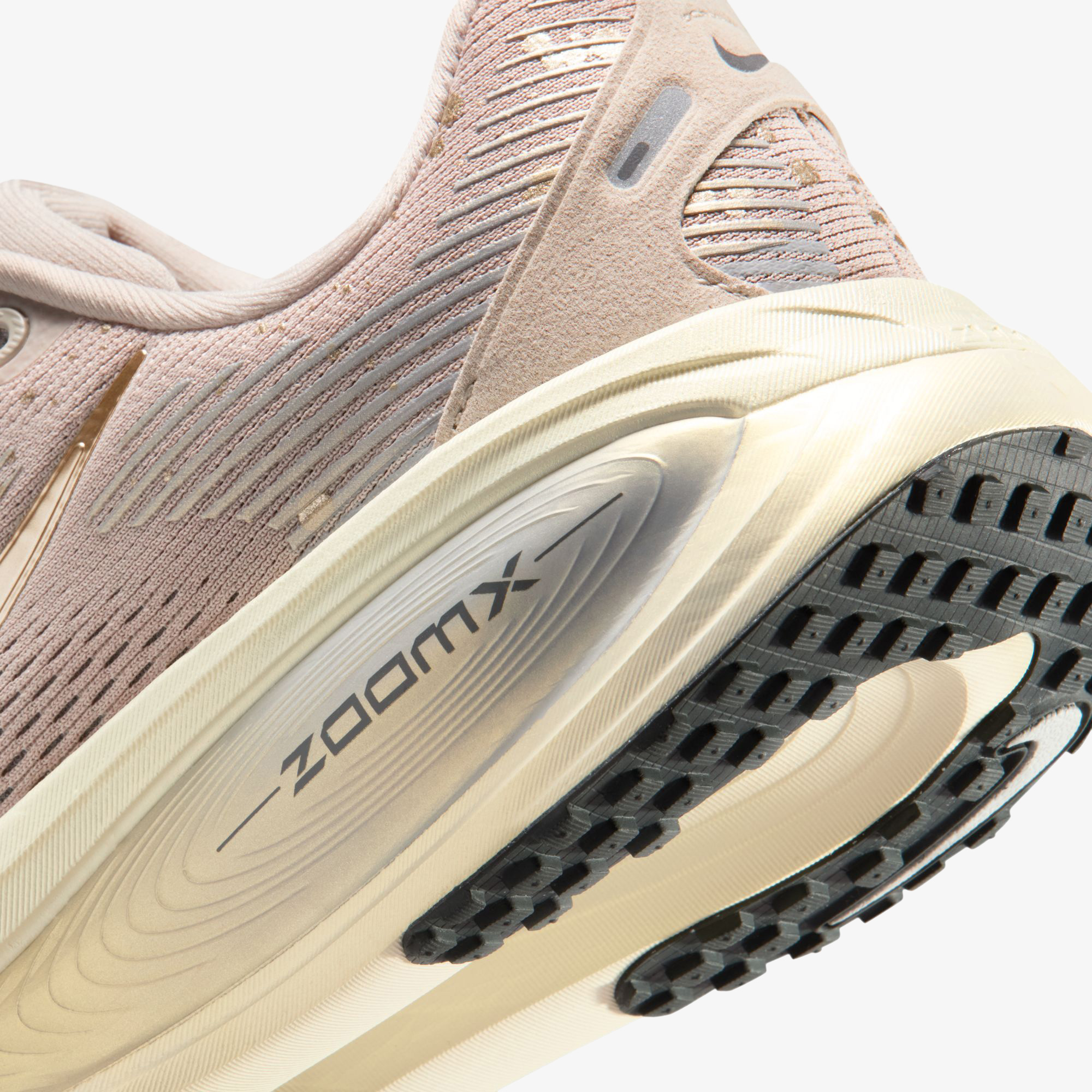 Nike Vomero 18 SE Kadın Krem Koşu Ayakkabısı