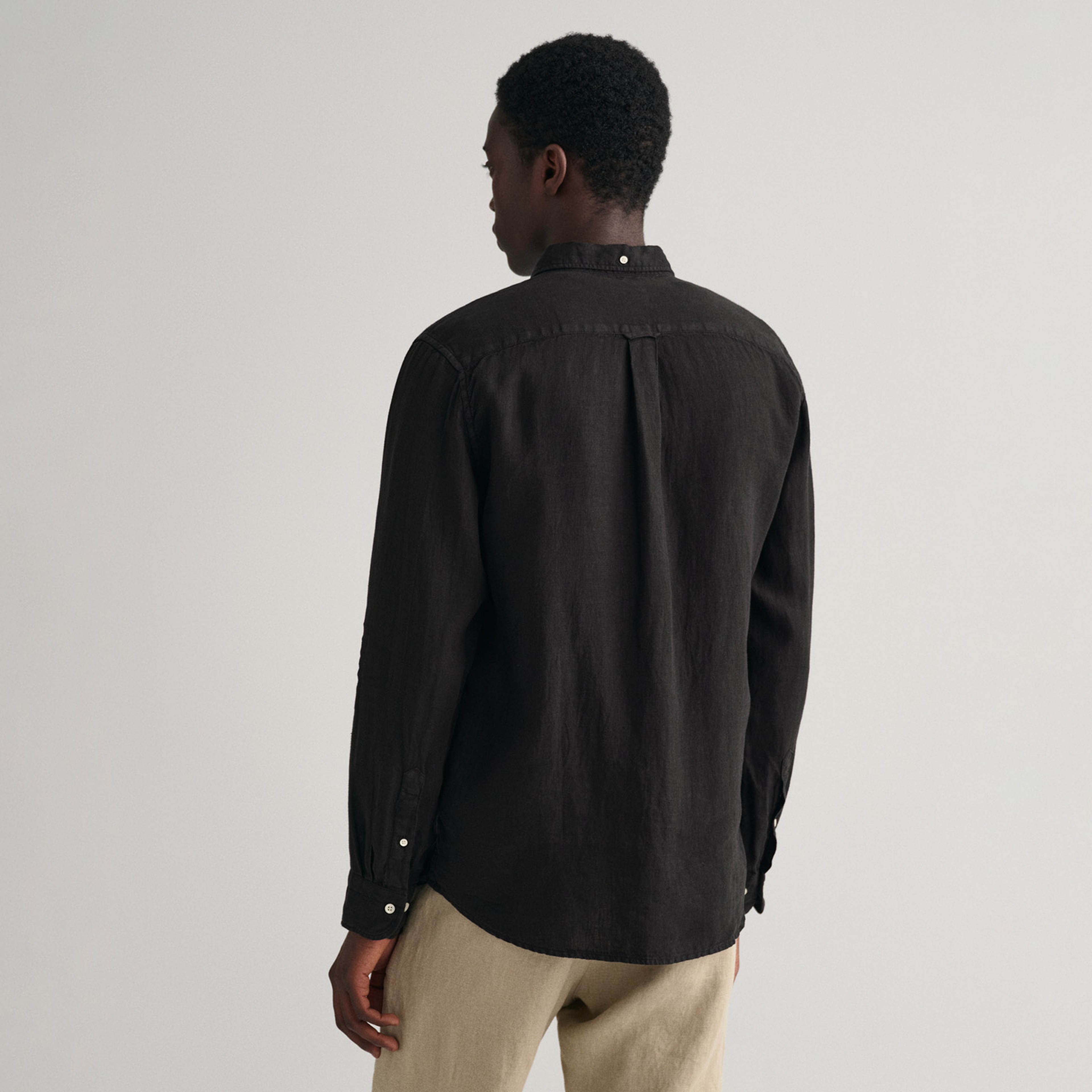 GANT Erkek Siyah Regular Fit Keten Gömlek