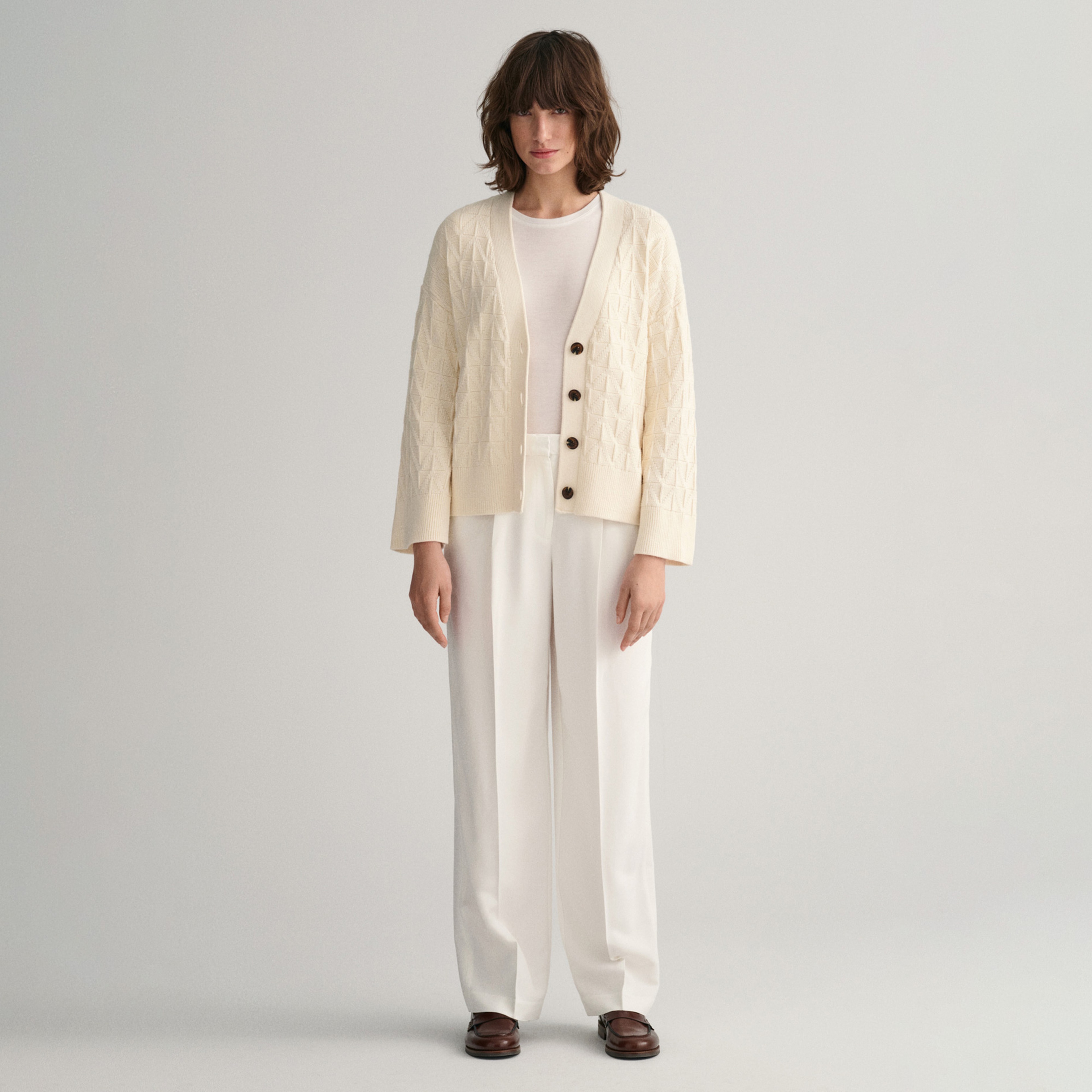 GANT Kadın Krem Relaxed Fit Klasik Yaka Hırka
