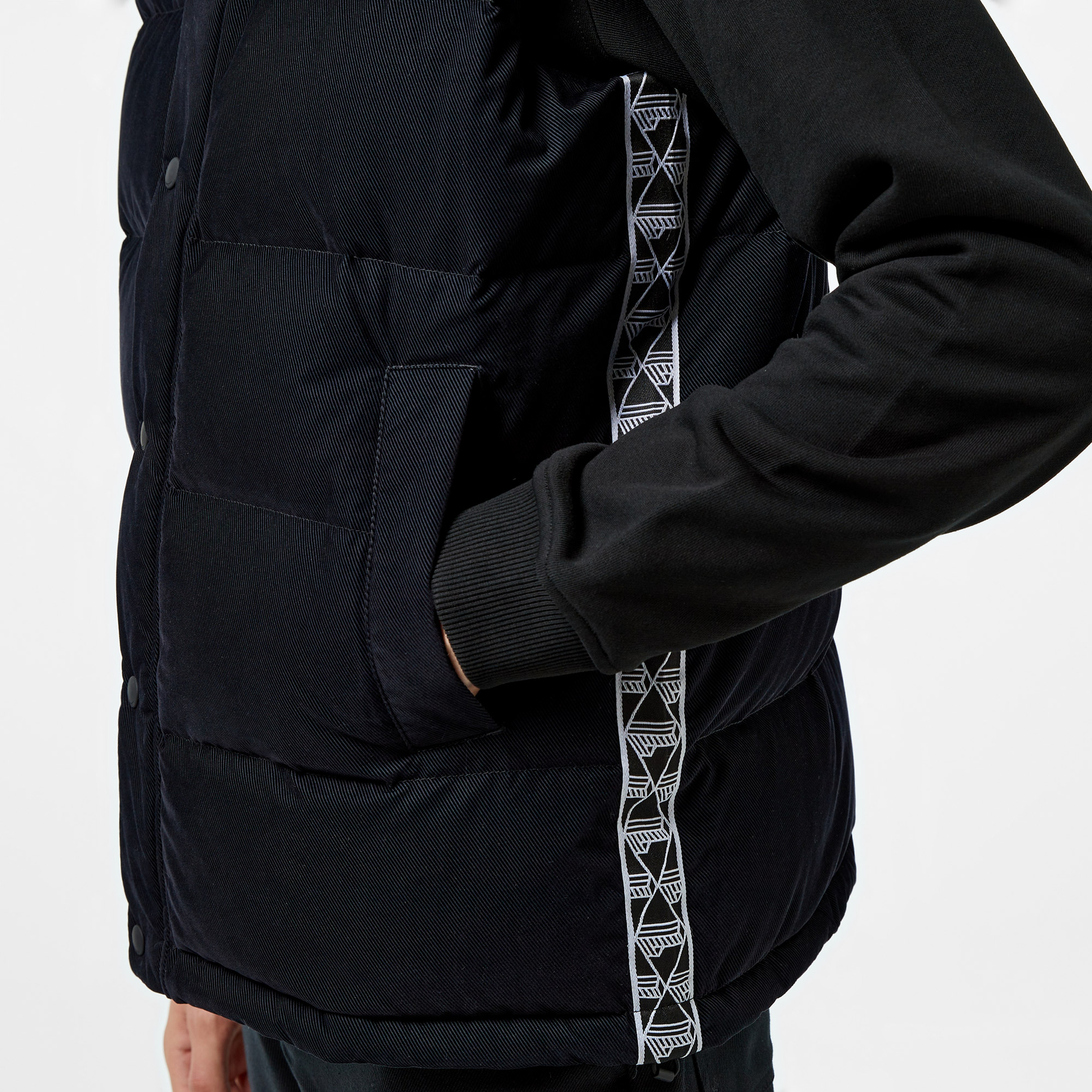 Lacoste Erkek Siyah Mont