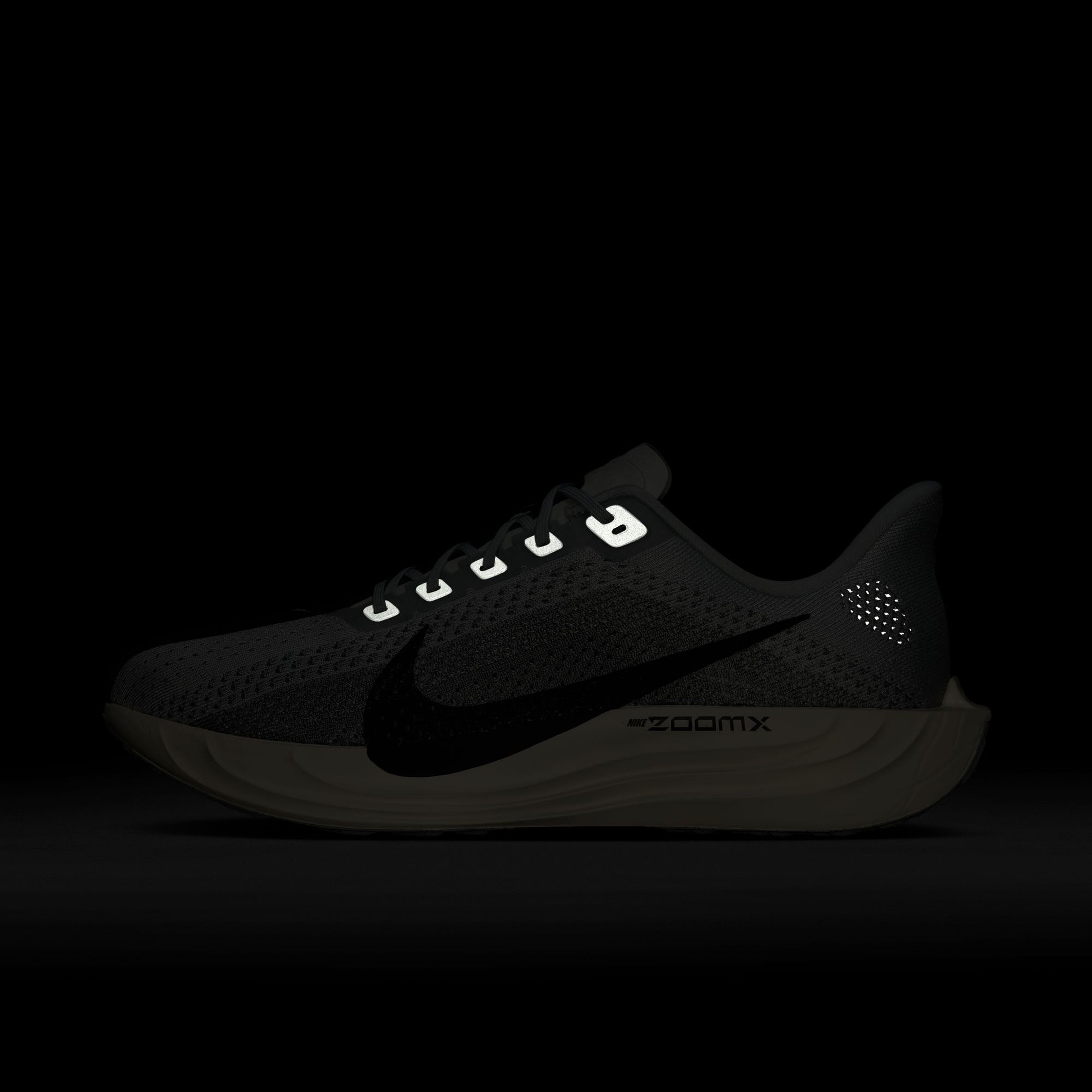 Nike Pegasus Plus Erkek Gri Koşu Ayakkabısı