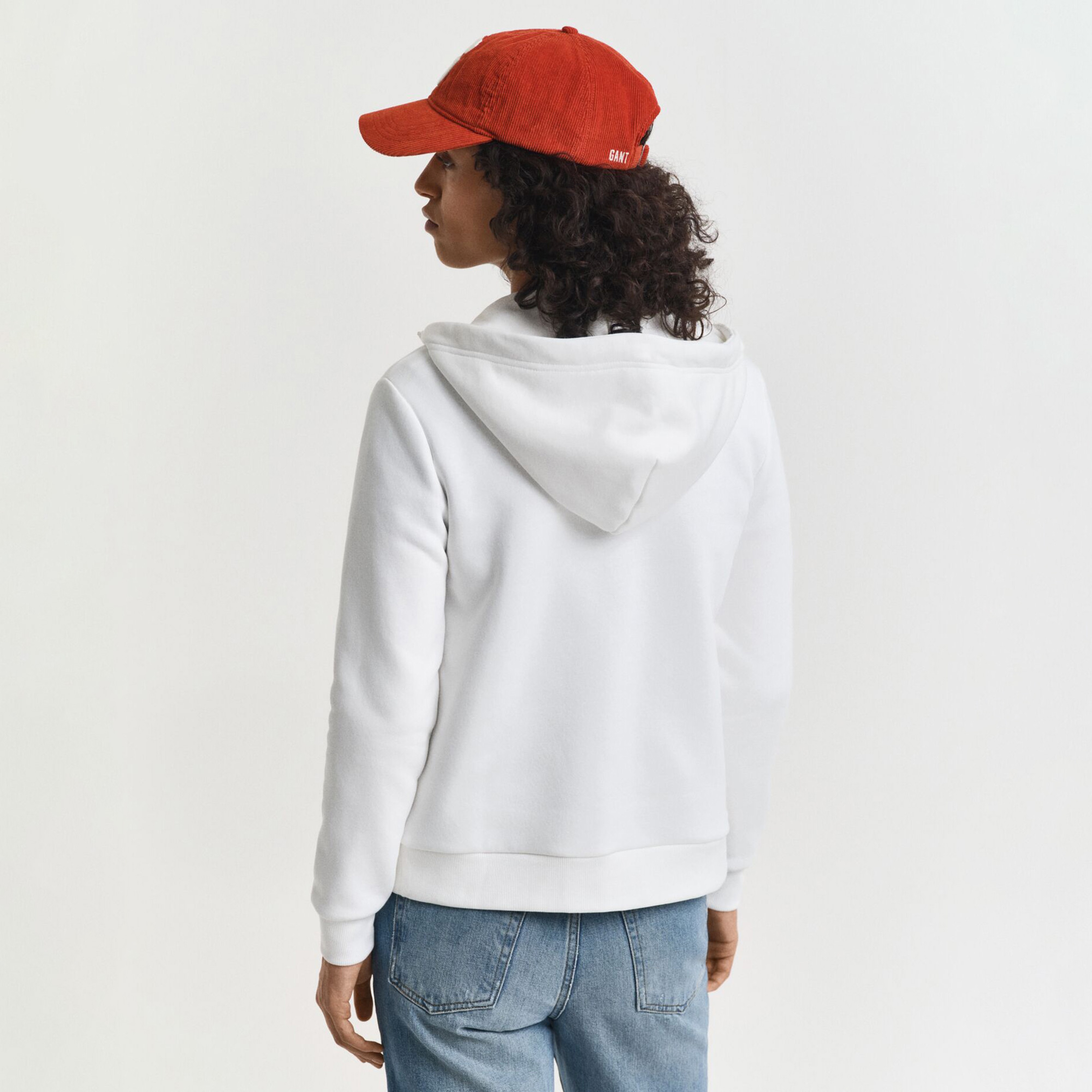 GANT Kadın Beyaz Regular Fit Kapüşonlu Fermuarlıı Sweatshirt