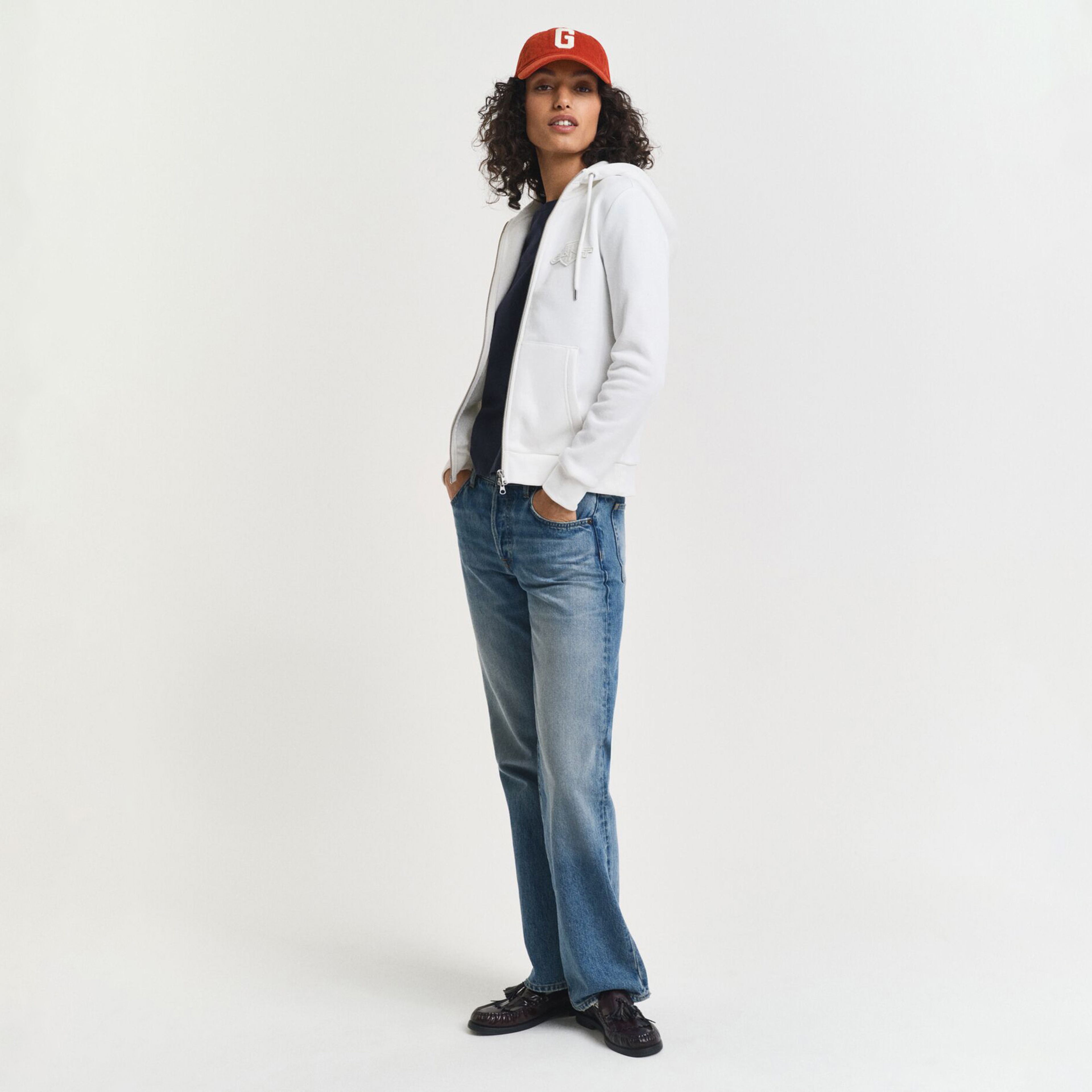 GANT Kadın Beyaz Regular Fit Kapüşonlu Fermuarlıı Sweatshirt