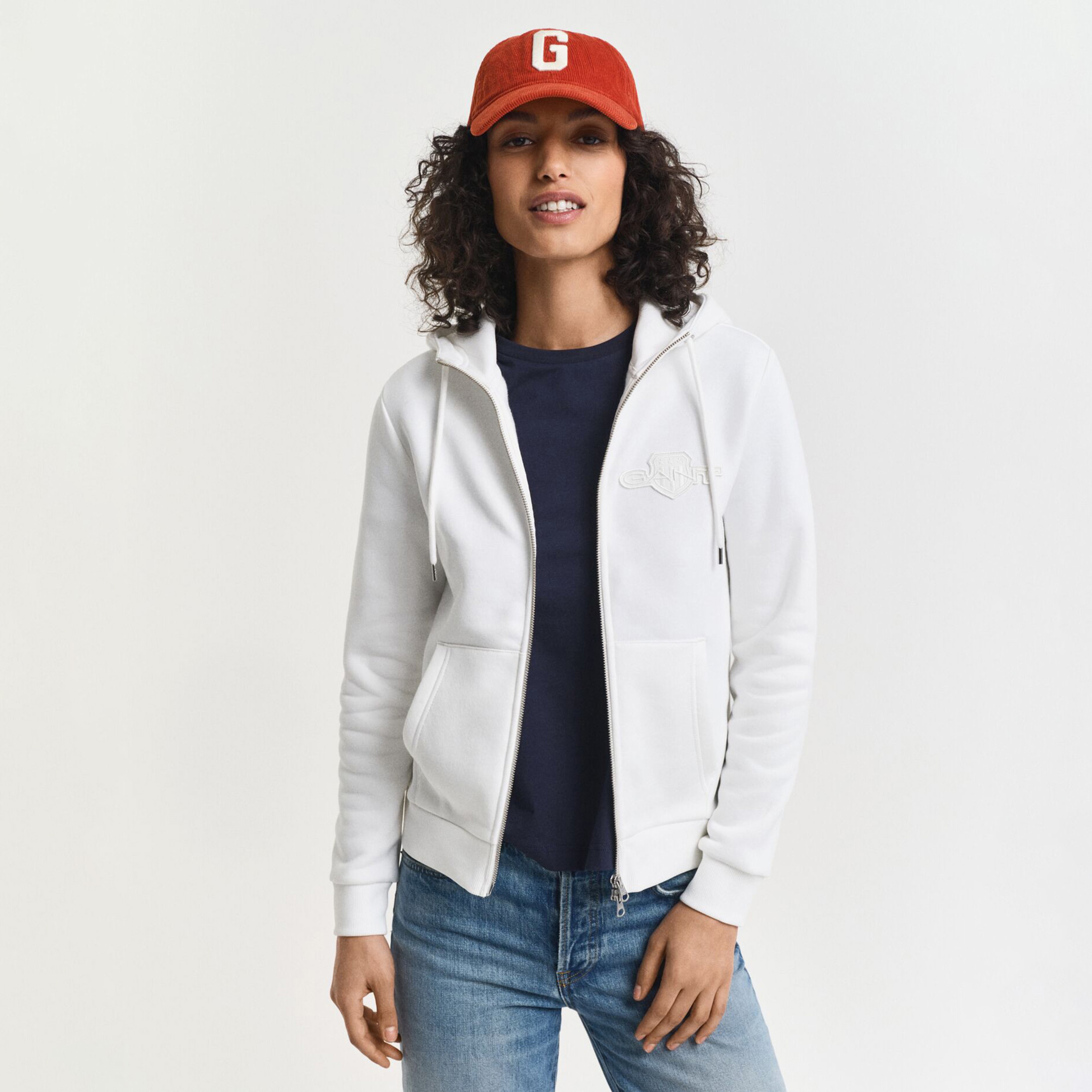 GANT Kadın Beyaz Regular Fit Kapüşonlu Fermuarlıı Sweatshirt
