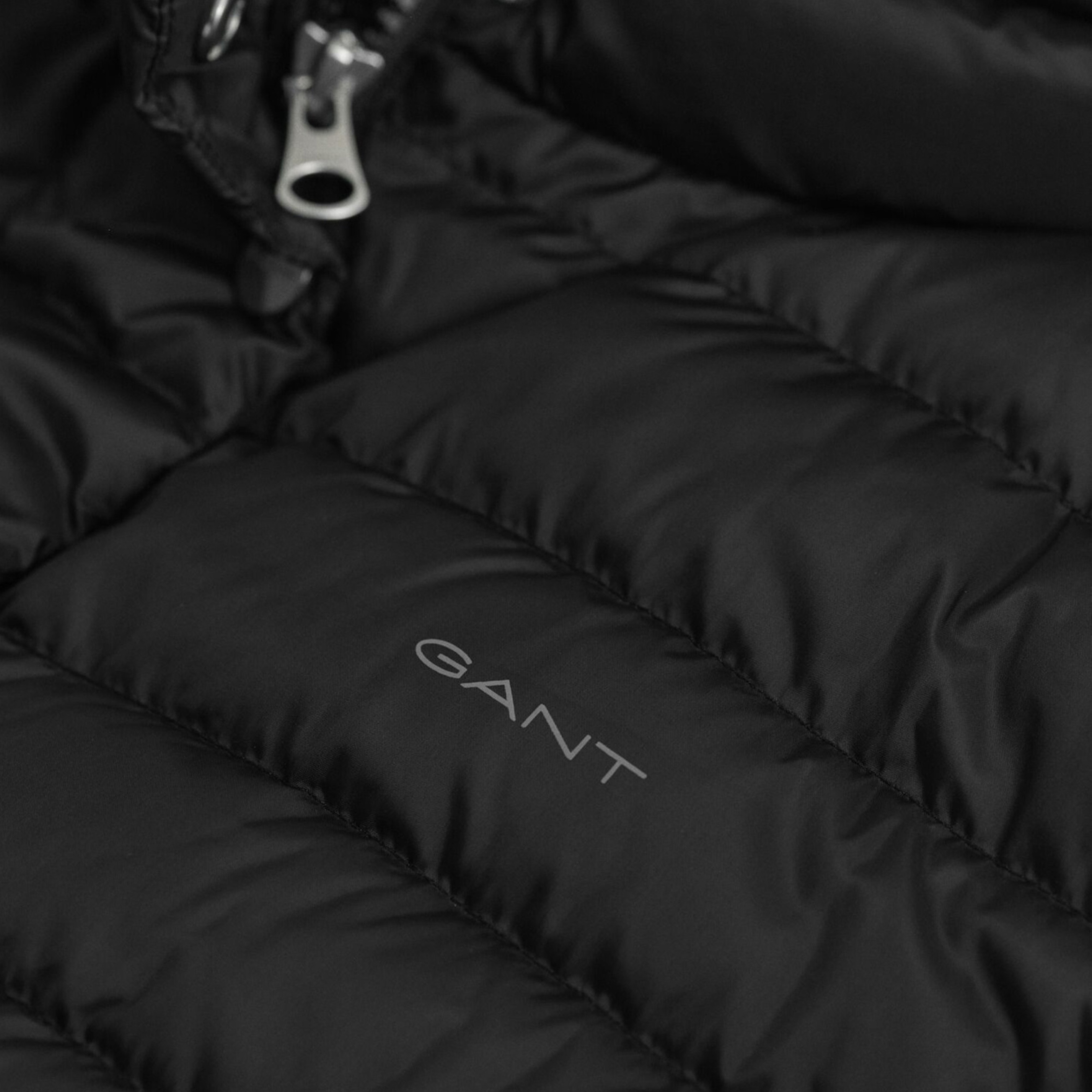 GANT Kadın Siyah Regular Fit Fermuarlı Mont
