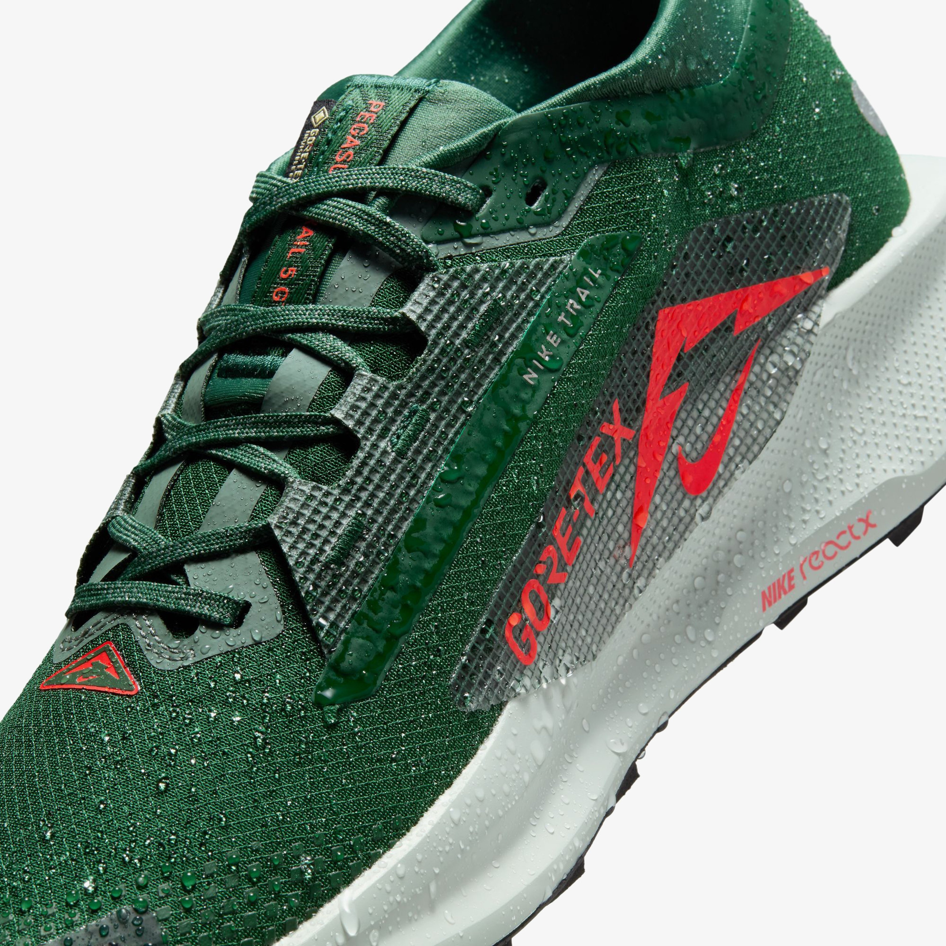 Nike Pegasus Trail 5 Gore-Tex Erkek Yeşil Koşu Ayakkabısı