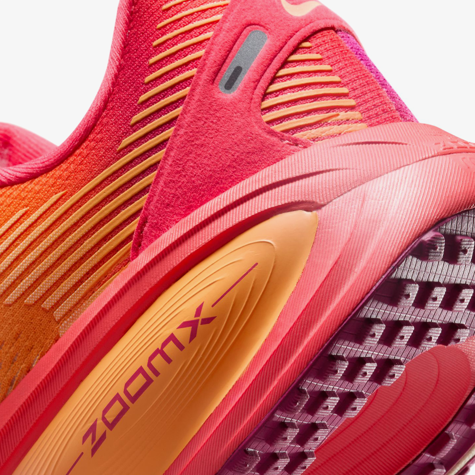 Nike Vomero 18 Se Kadın Turuncu Koşu Ayakkabısı
