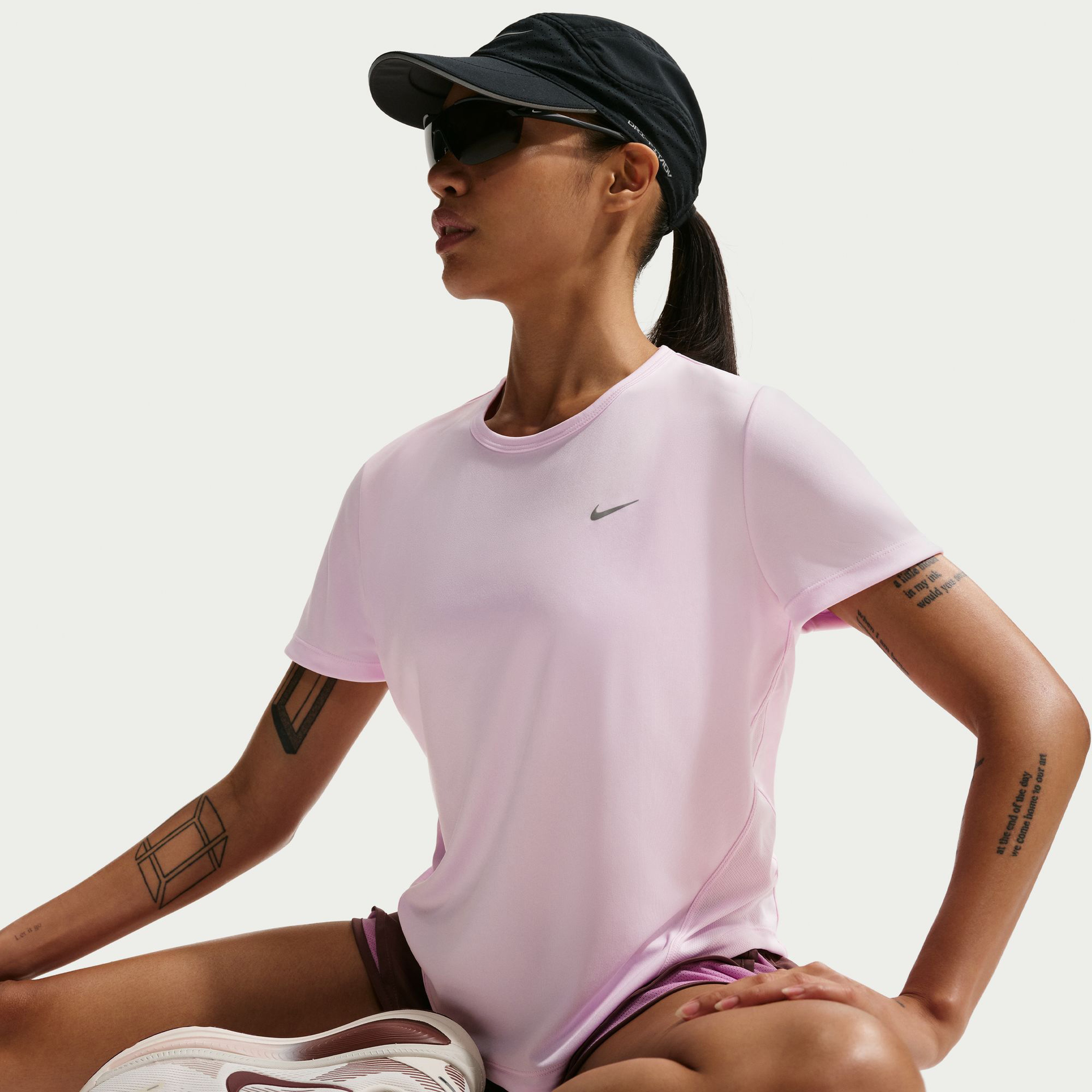 Nike Tempo Kadın Pembe Koşu T-Shirt