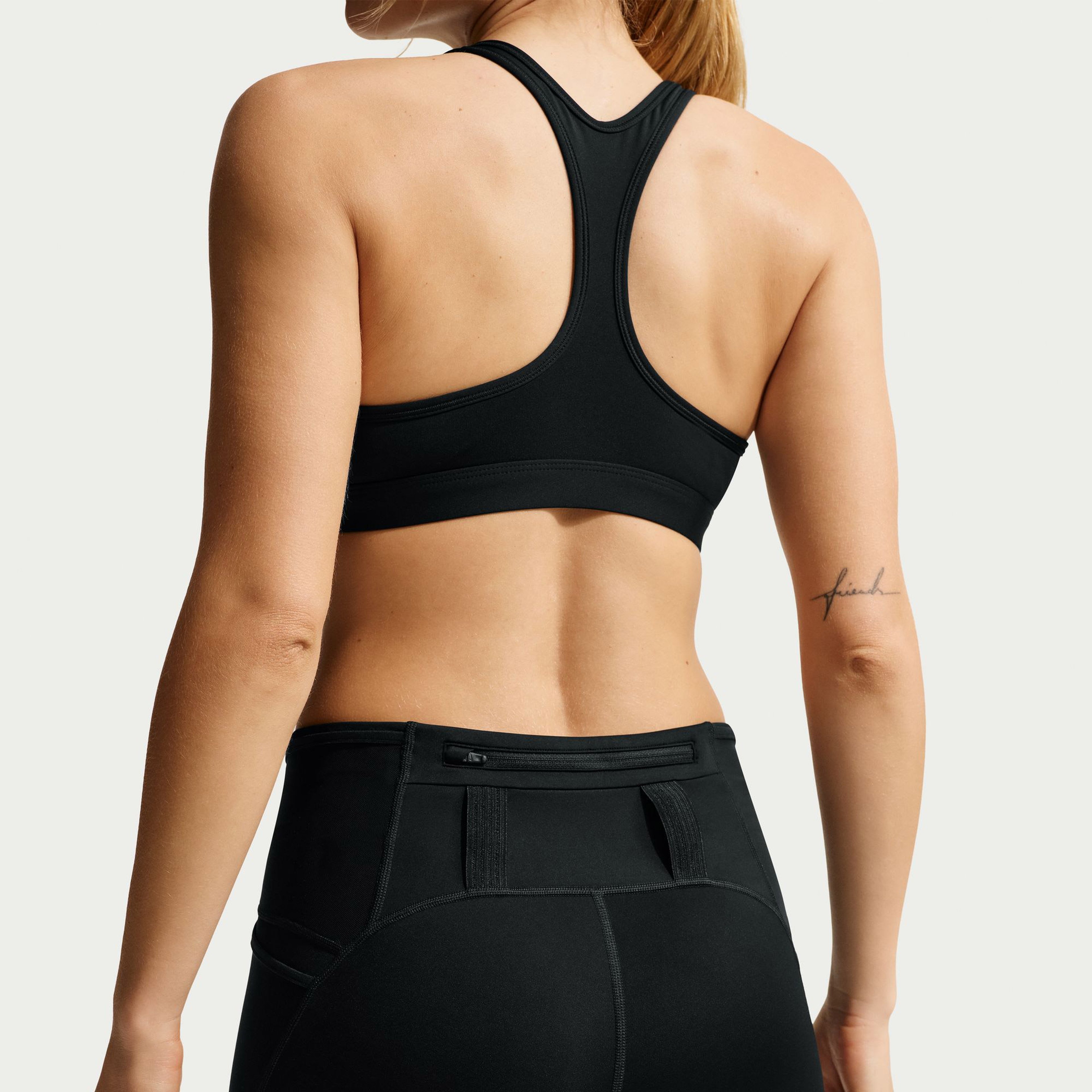 Nike Dri-FIT High-Waisted 4 Trail Kadın Siyah Koşu Şort
