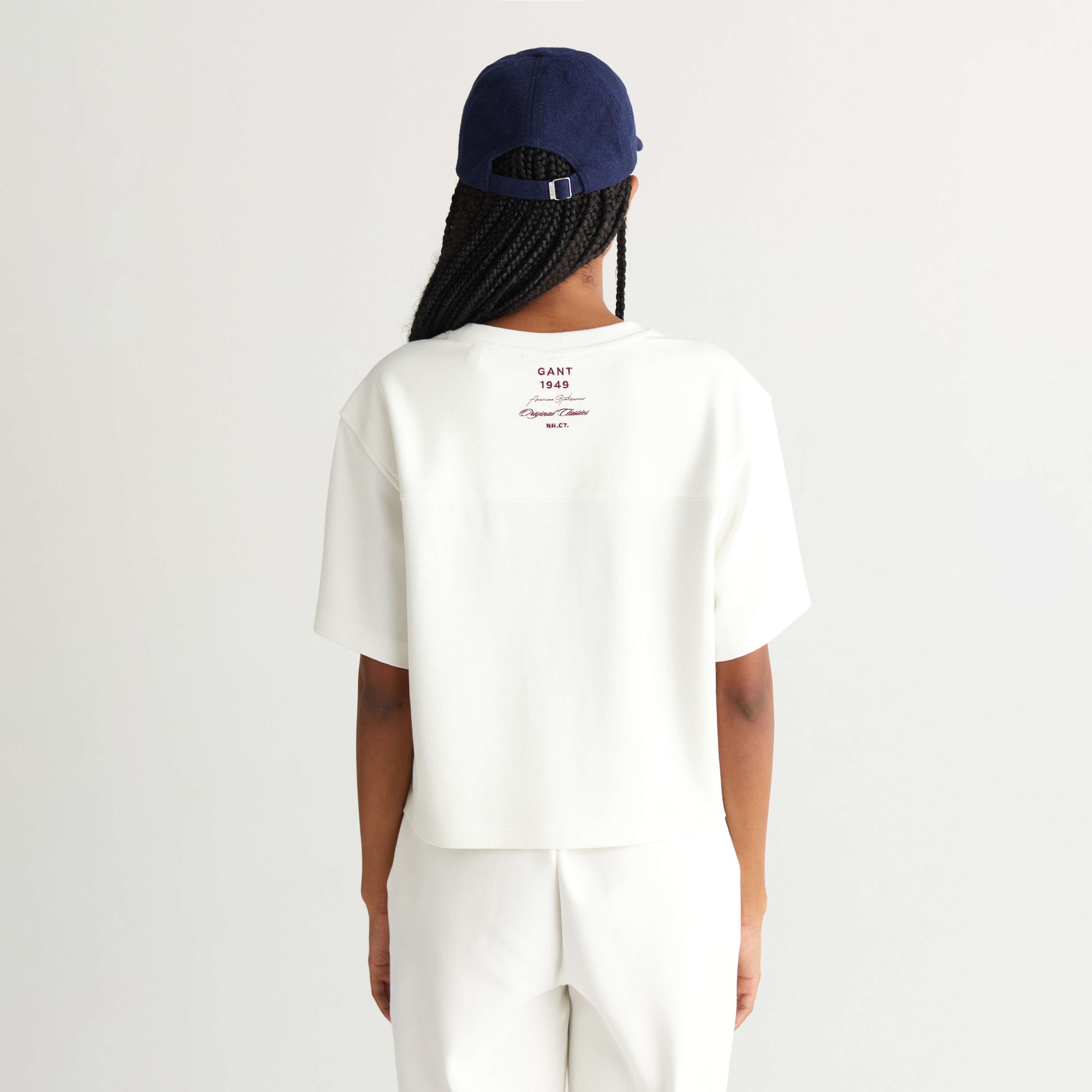 College graphic c-neck t-shirt