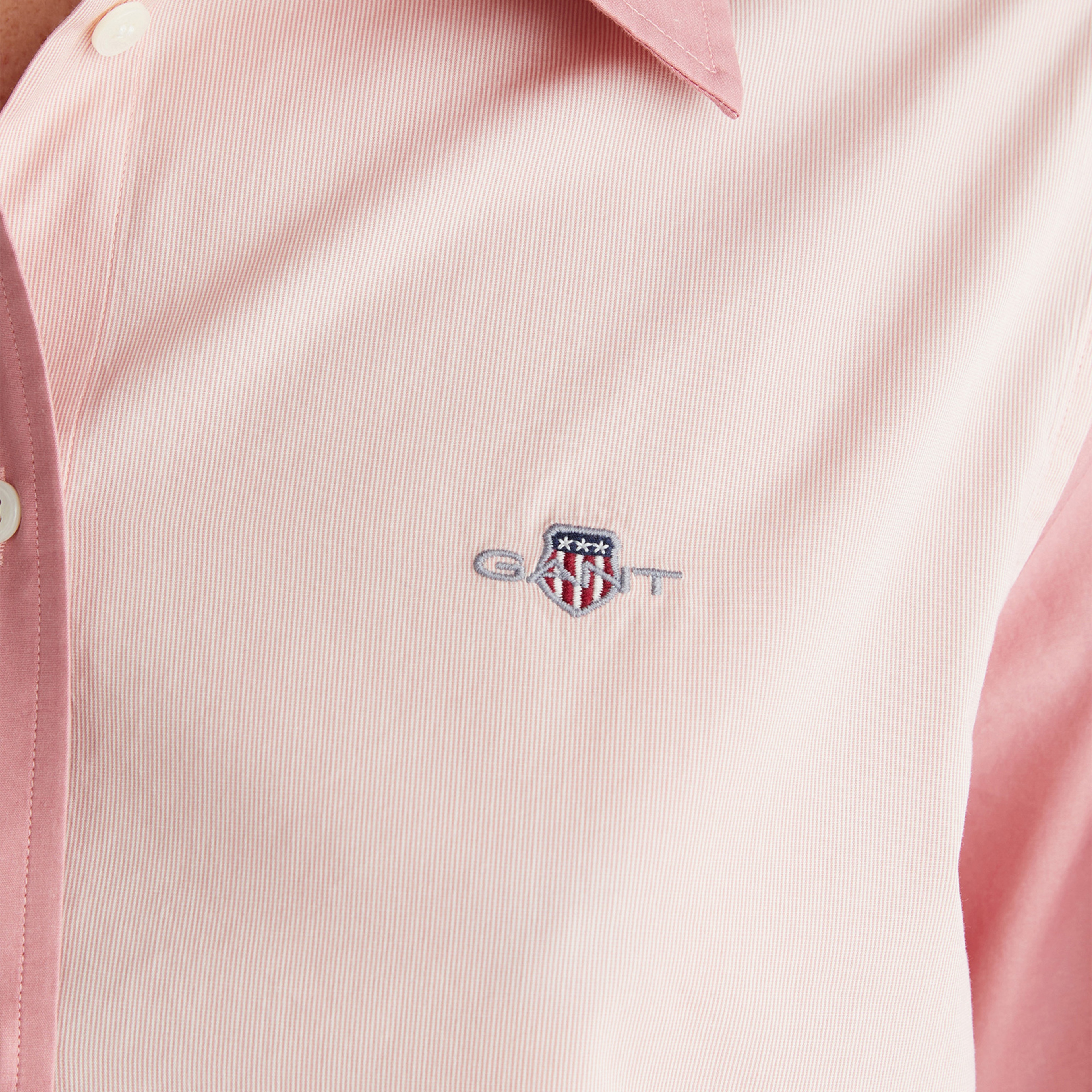 GANT Kadın Pembe Regular Fit Düğmeli Gömlek