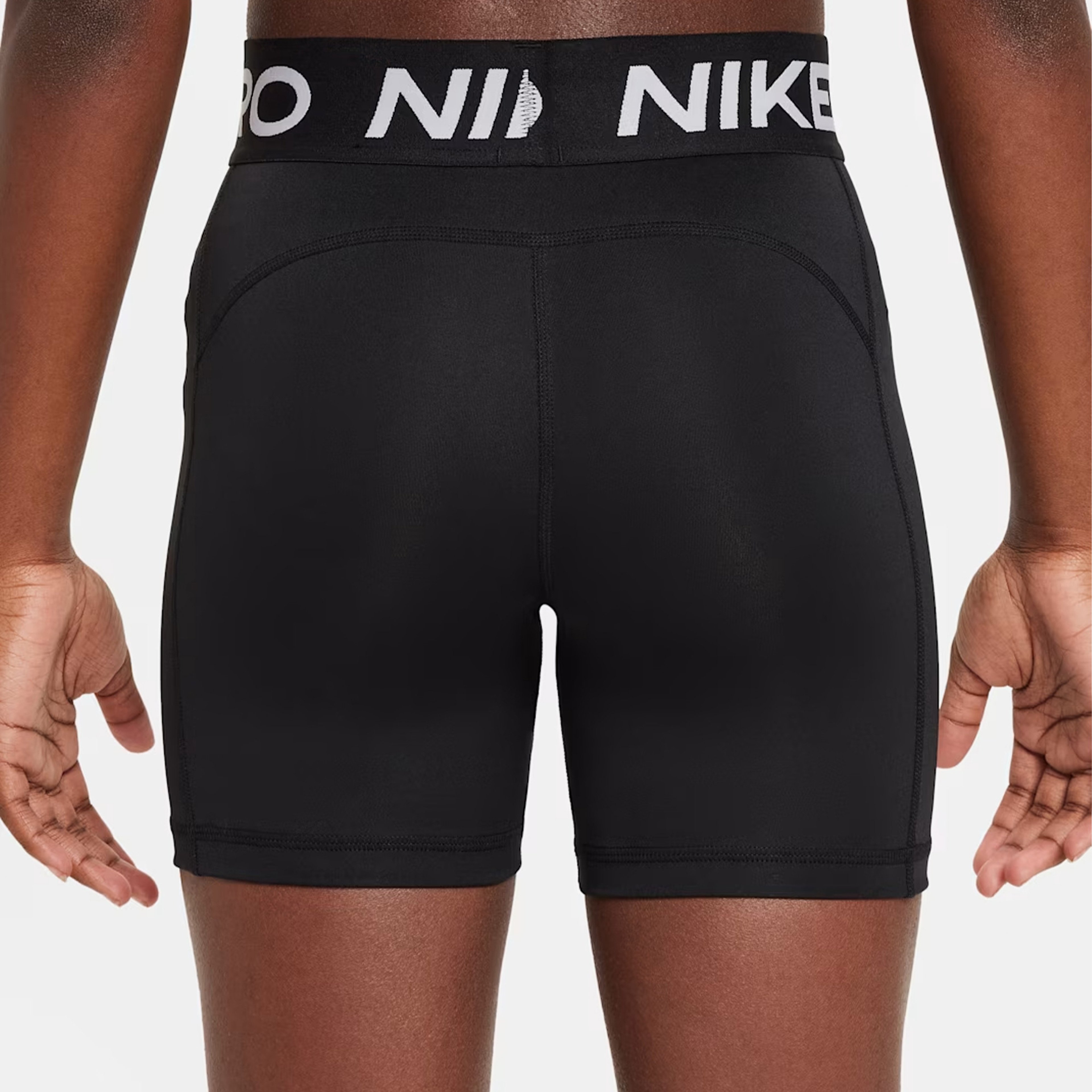 Nike Upper Thigh Length Tight Çocuk Siyah Antrenman Taytı