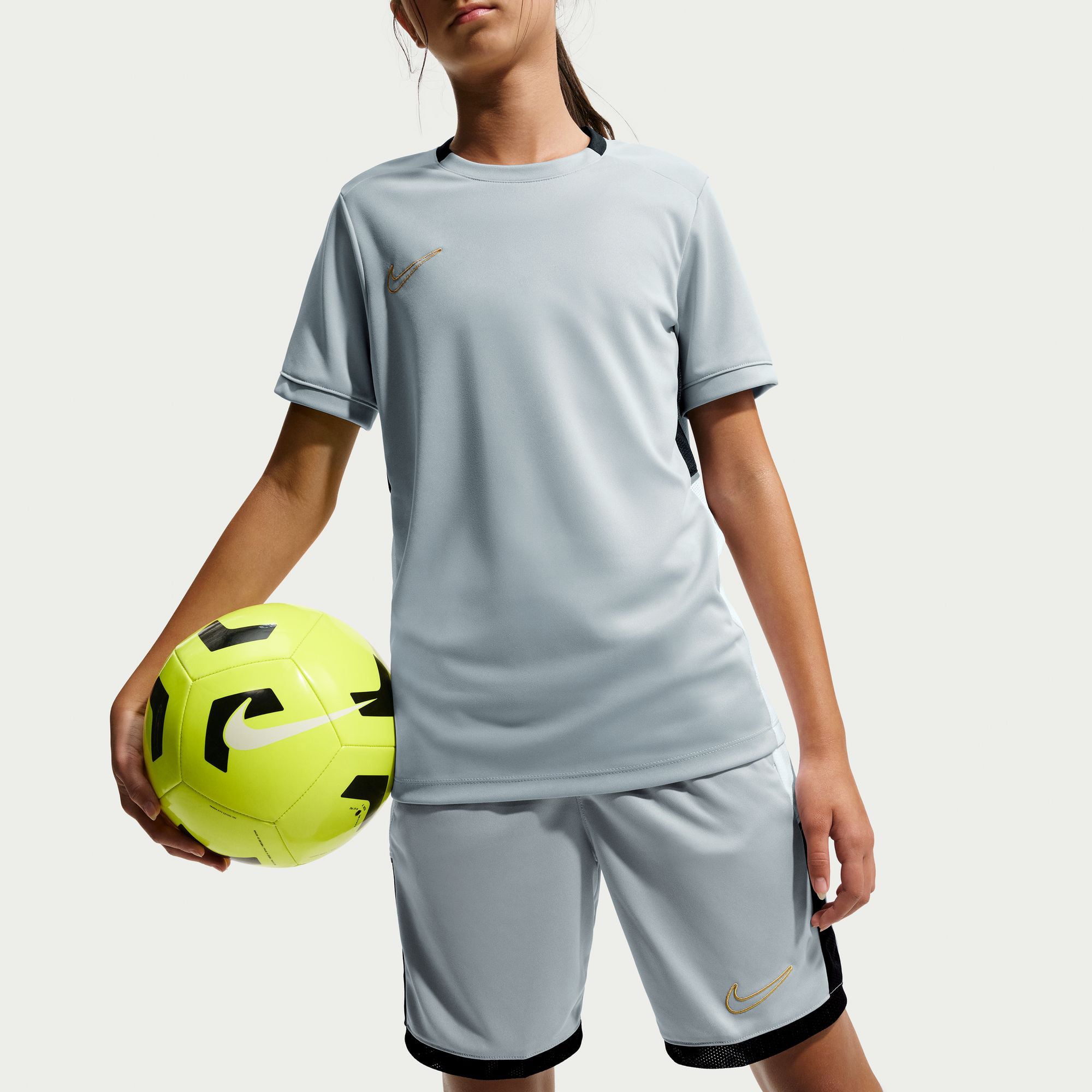 Nike Dri-Fit Academy 25 Çocuk Gri Şort