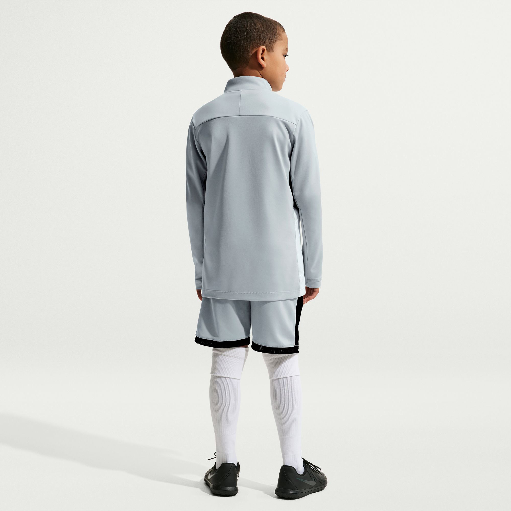 Nike Dri-Fit Academy 25 Çocuk Gri Şort