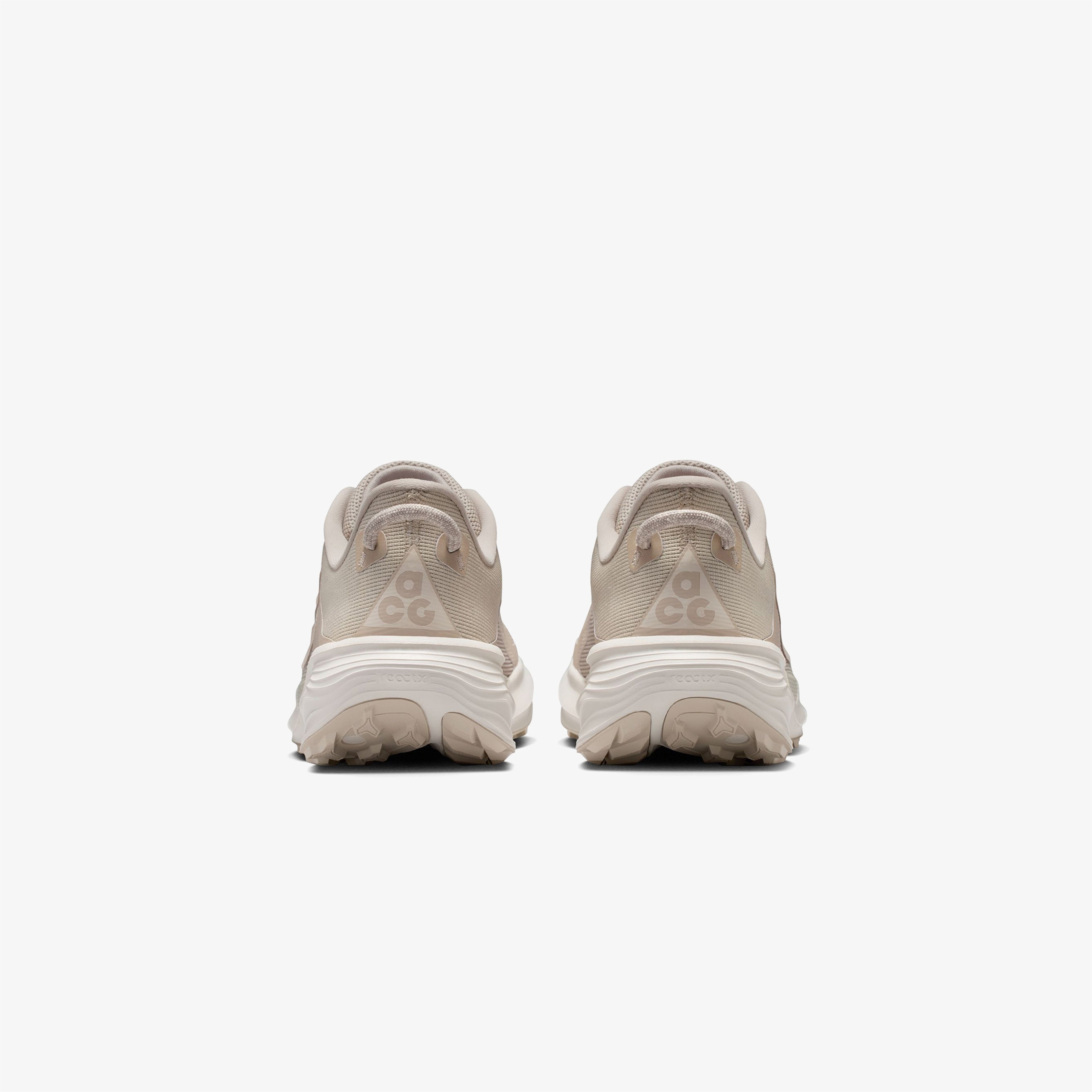 Nike Acg Pegasus Trail Erkek Krem Koşu Ayakkabısı