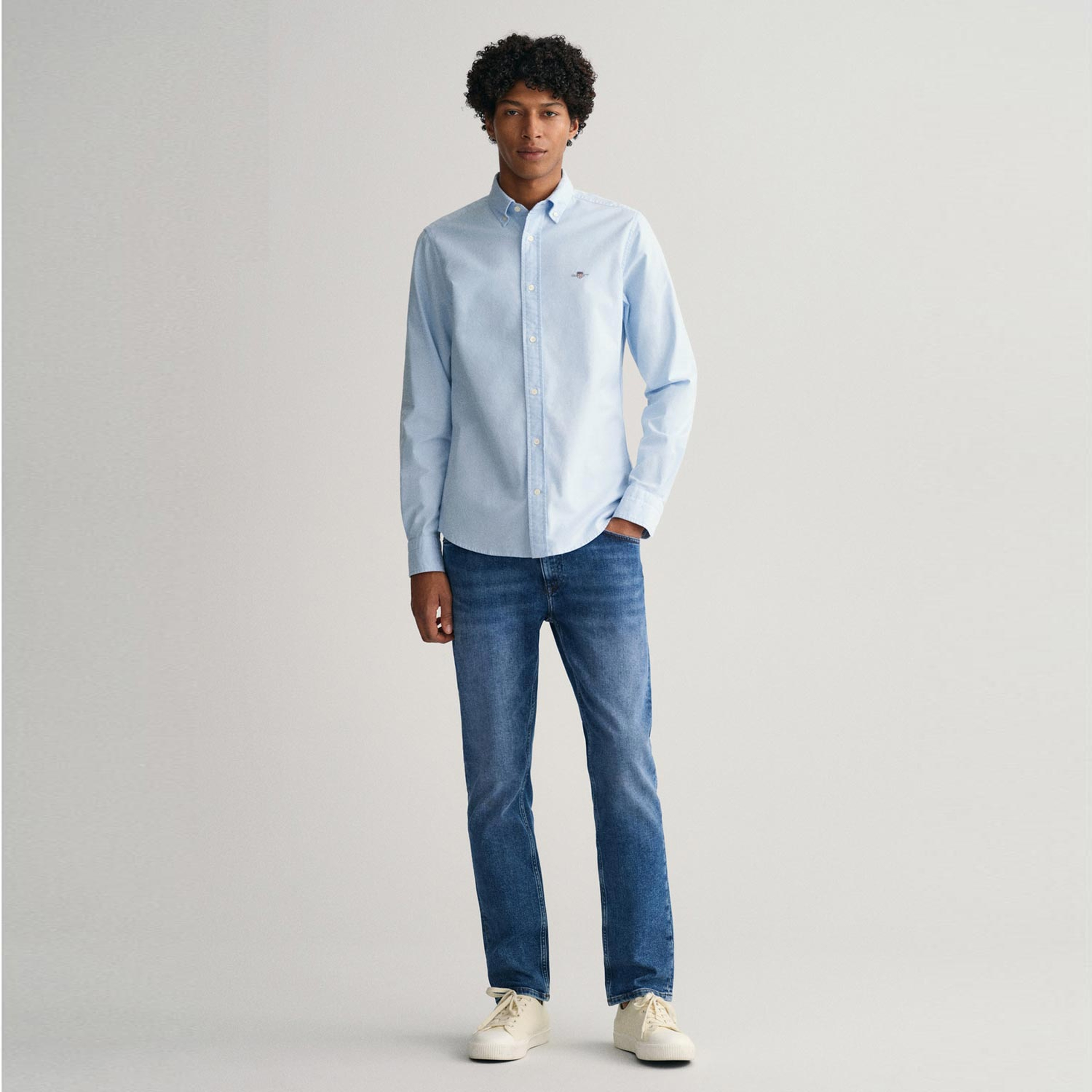 GANT Erkek Mavi Slim Fit Düğmeli Yaka Gömlek