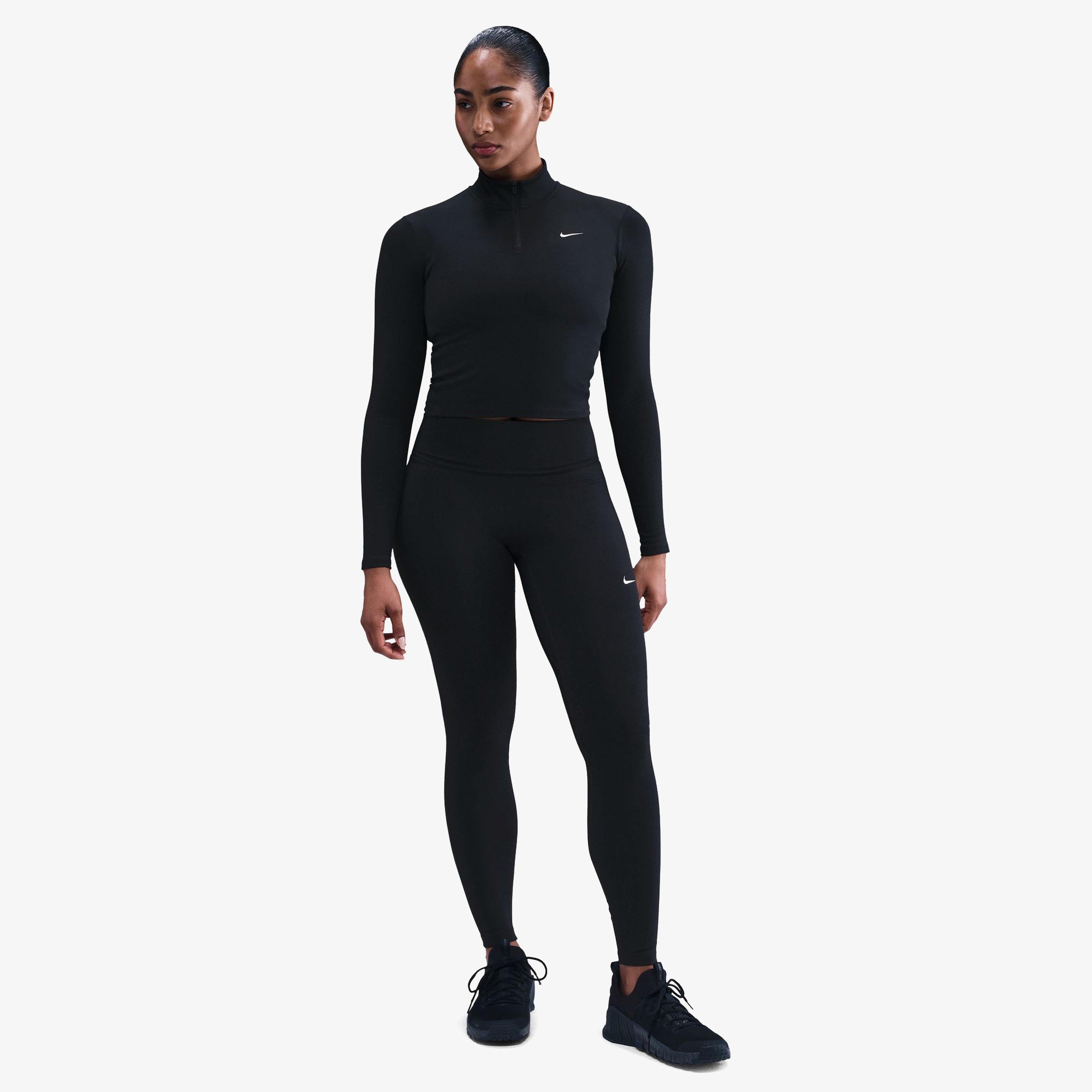 Nike One Fitted Kadın Siyah Antrenman Sweatshirt